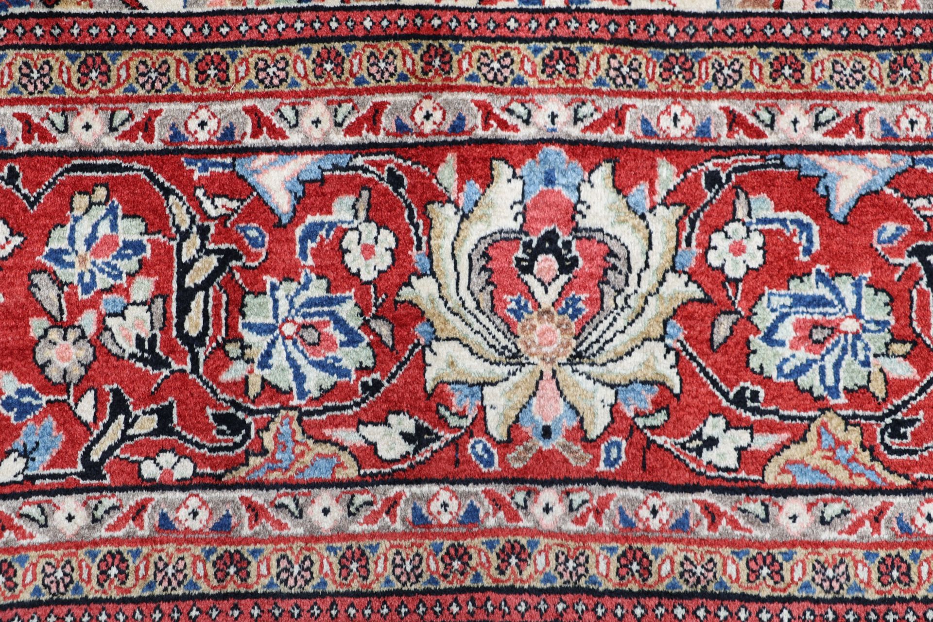 Handgeknüpfter Sarough Perserteppich 260 × 360 cm