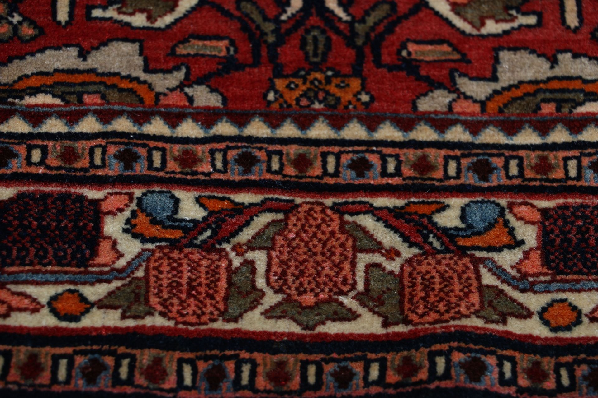 Perserteppich 135 × 225 cm aus Wolle, handgeknüpft