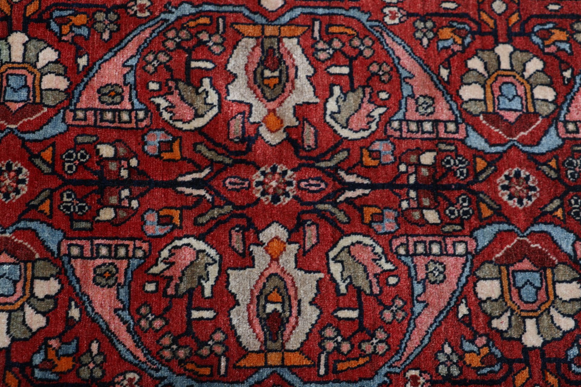 Perserteppich 135 × 225 cm aus Wolle, handgeknüpft