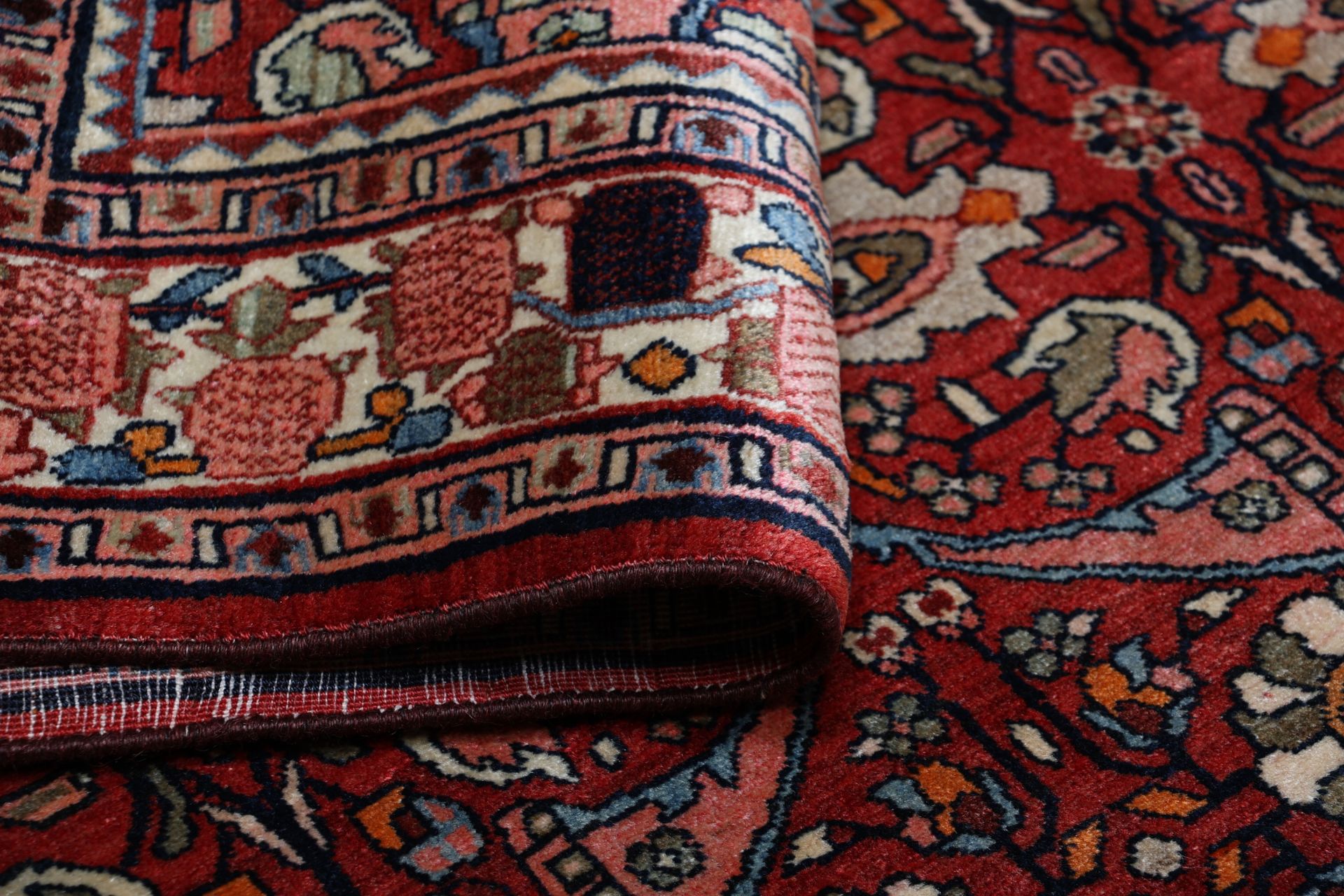 Perserteppich 135 × 225 cm aus Wolle, handgeknüpft