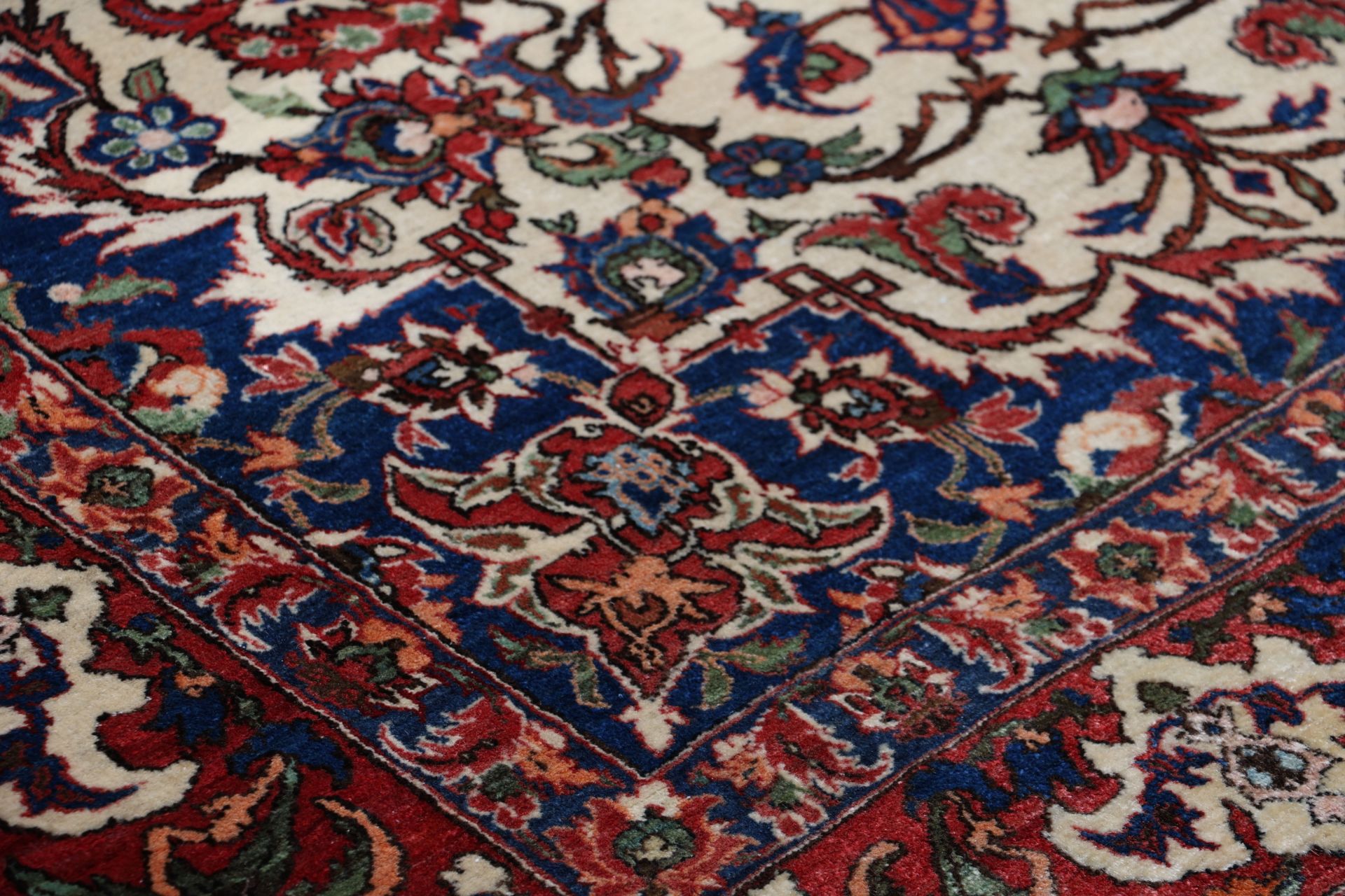 perserteppich-isfahan-145-x-217-cm-schurwolle-handgeknupft-antik-24 Isfahan Perserteppich antik, 145 × 217 cm, Wolle