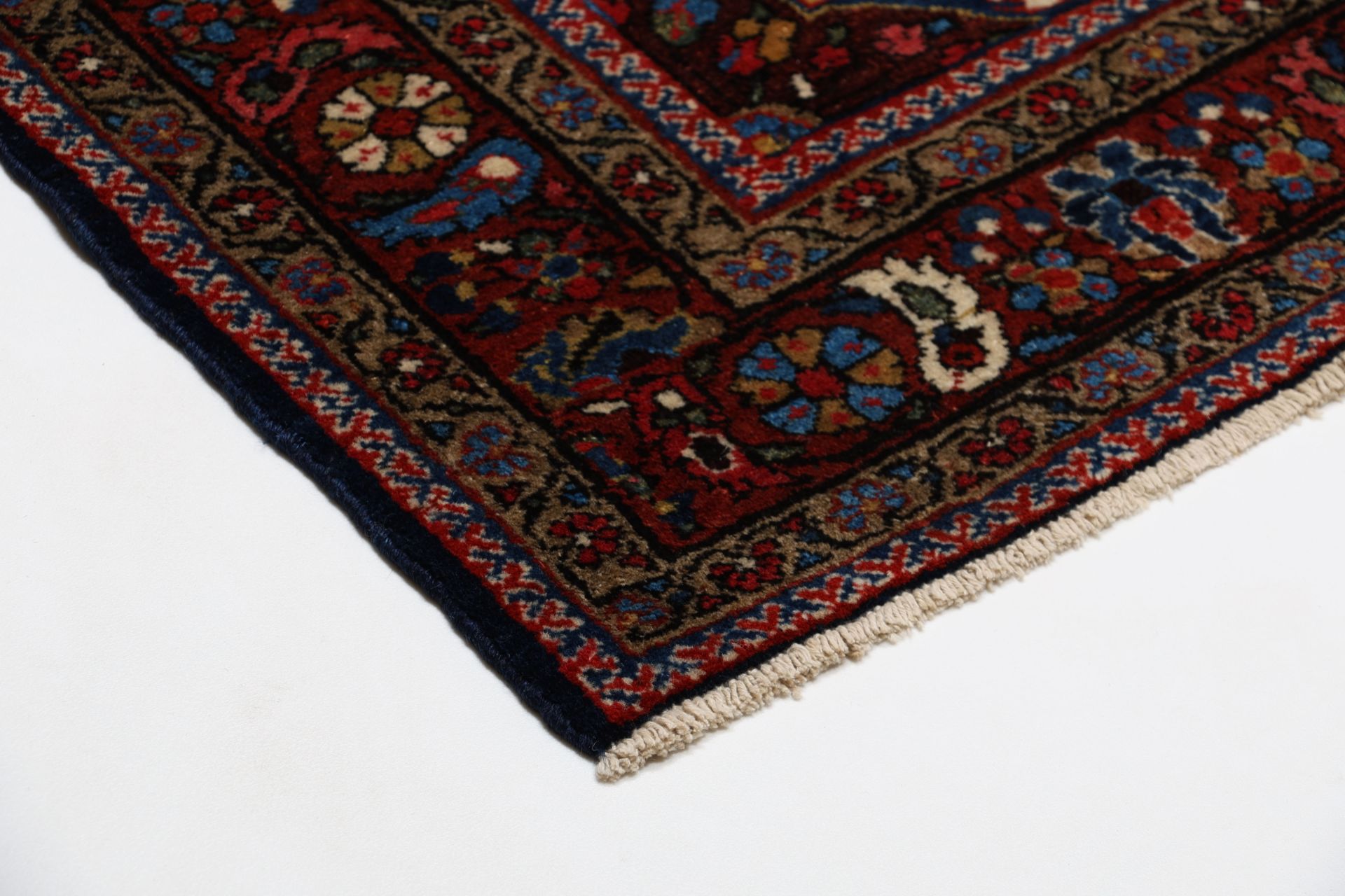 Perserteppich aus Iran, 144 × 210 cm