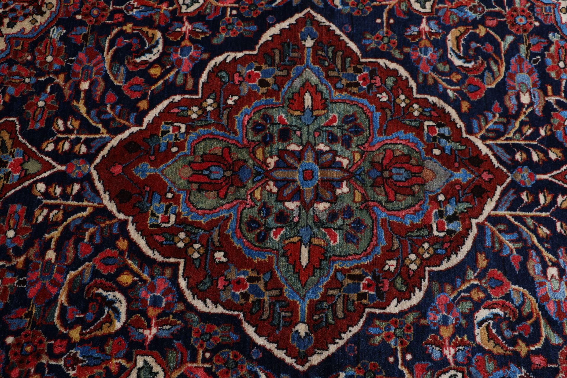 Perserteppich aus Iran, 144 × 210 cm