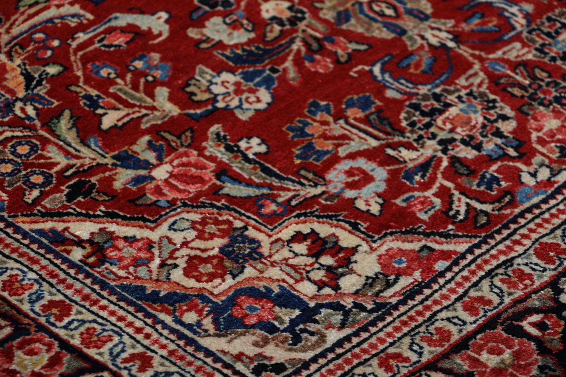Antiker Sarough Perserteppich, 132 × 220 cm, Wolle