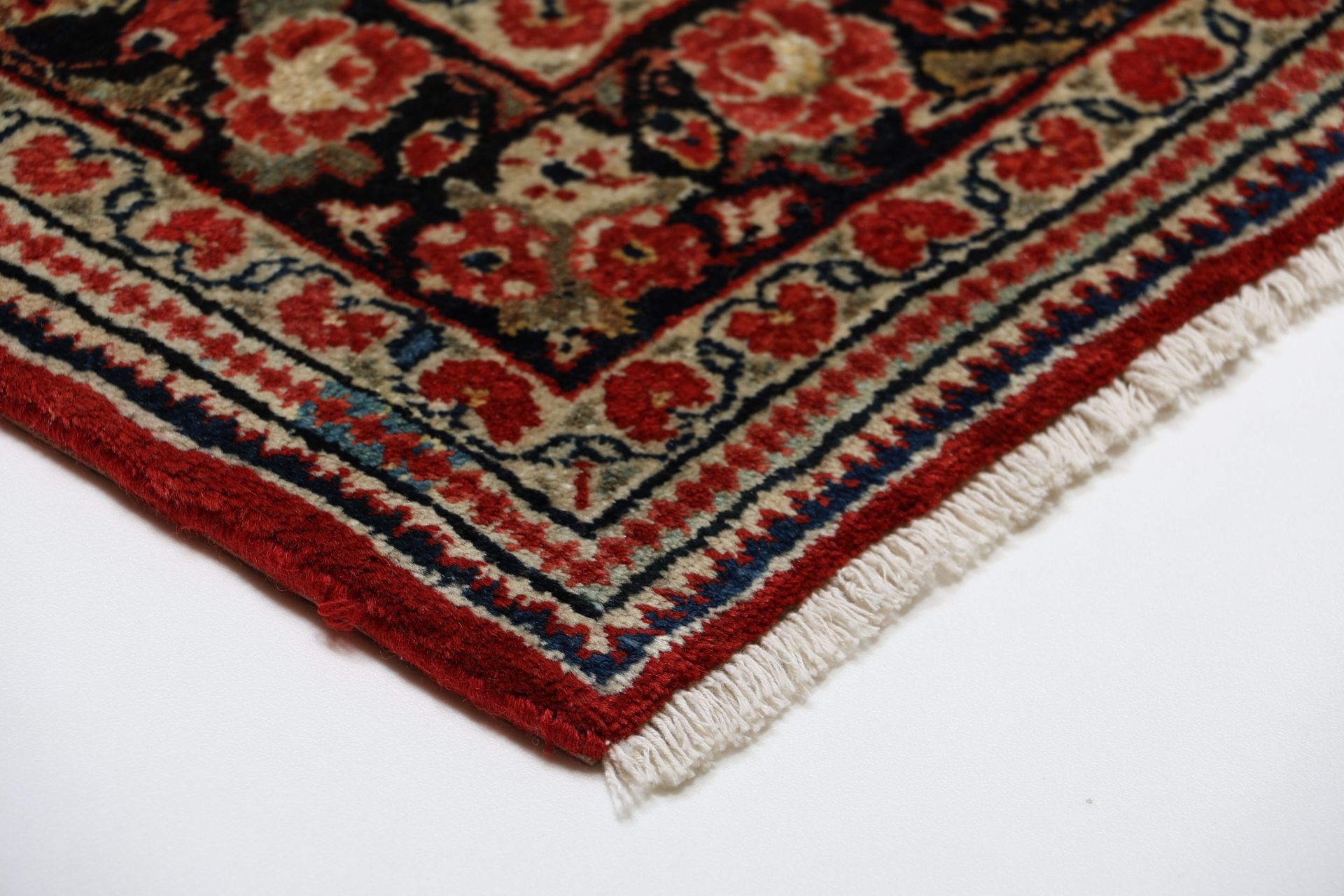 Antiker Sarough Perserteppich, 132 × 220 cm, Wolle