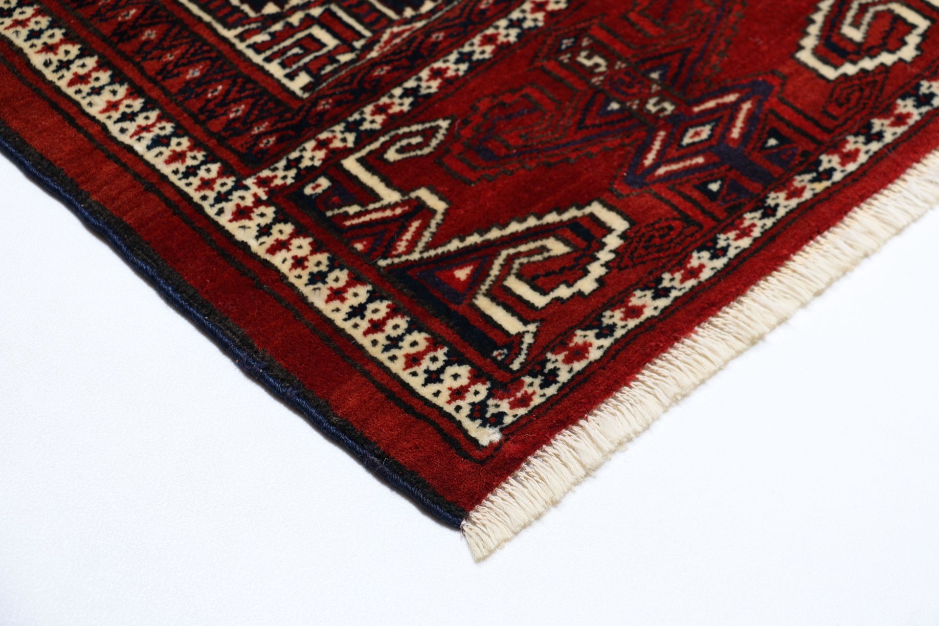 Handgeknüpfter Turkmen Perserteppich 230 × 340 cm