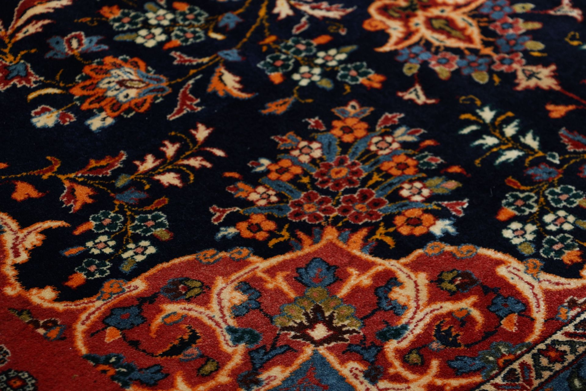 Perserteppich aus Iran, 160 × 215 cm