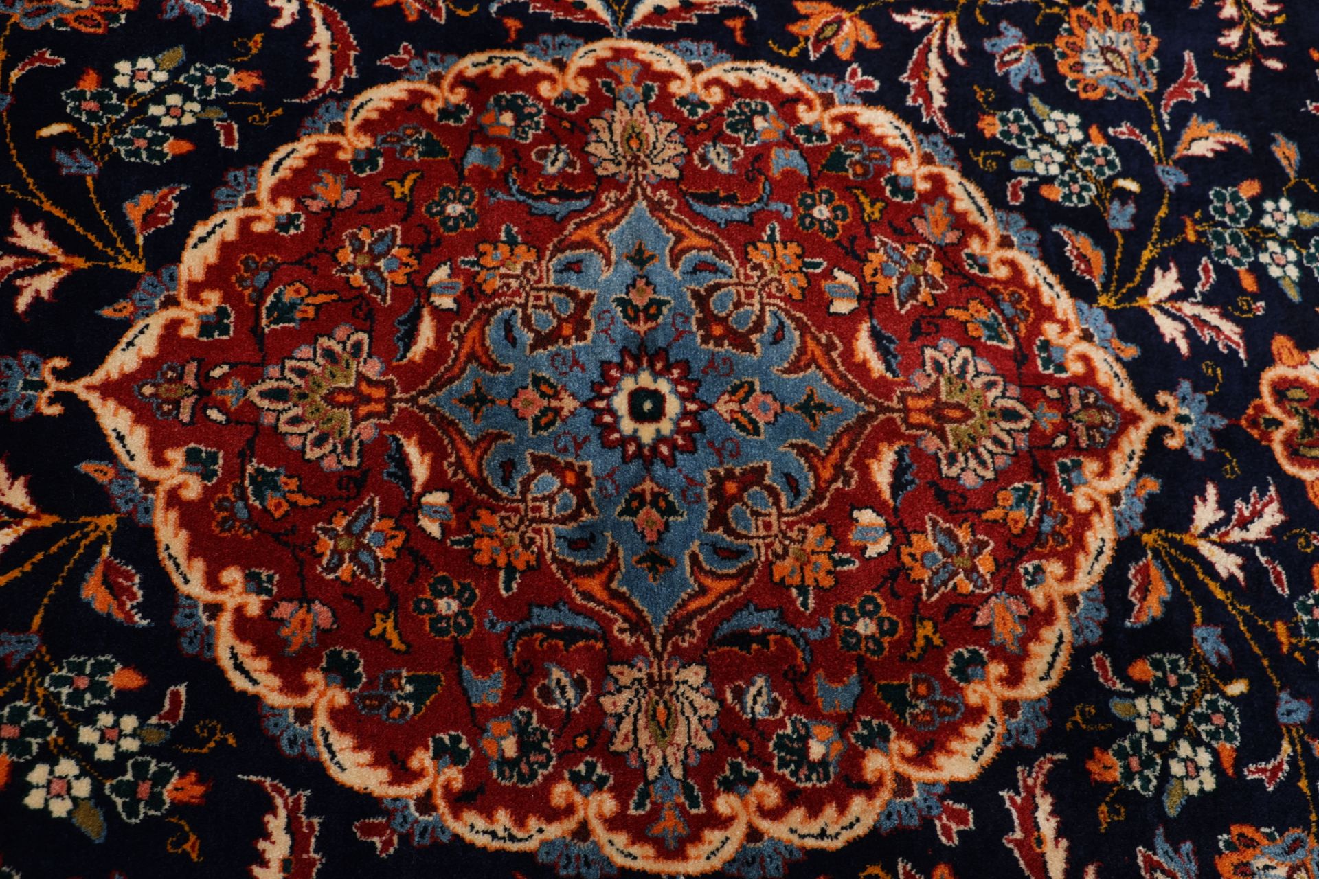 Perserteppich aus Iran, 160 × 215 cm