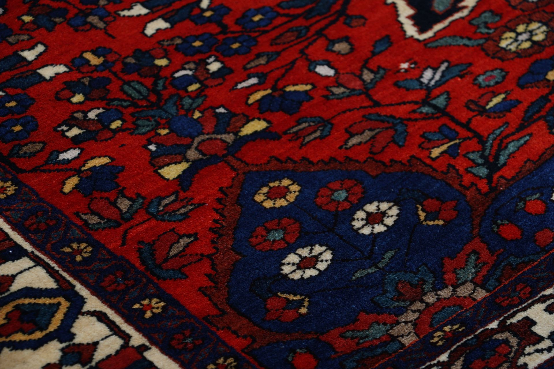 Perserteppich 175 × 217 cm aus Wolle, handgeknüpft