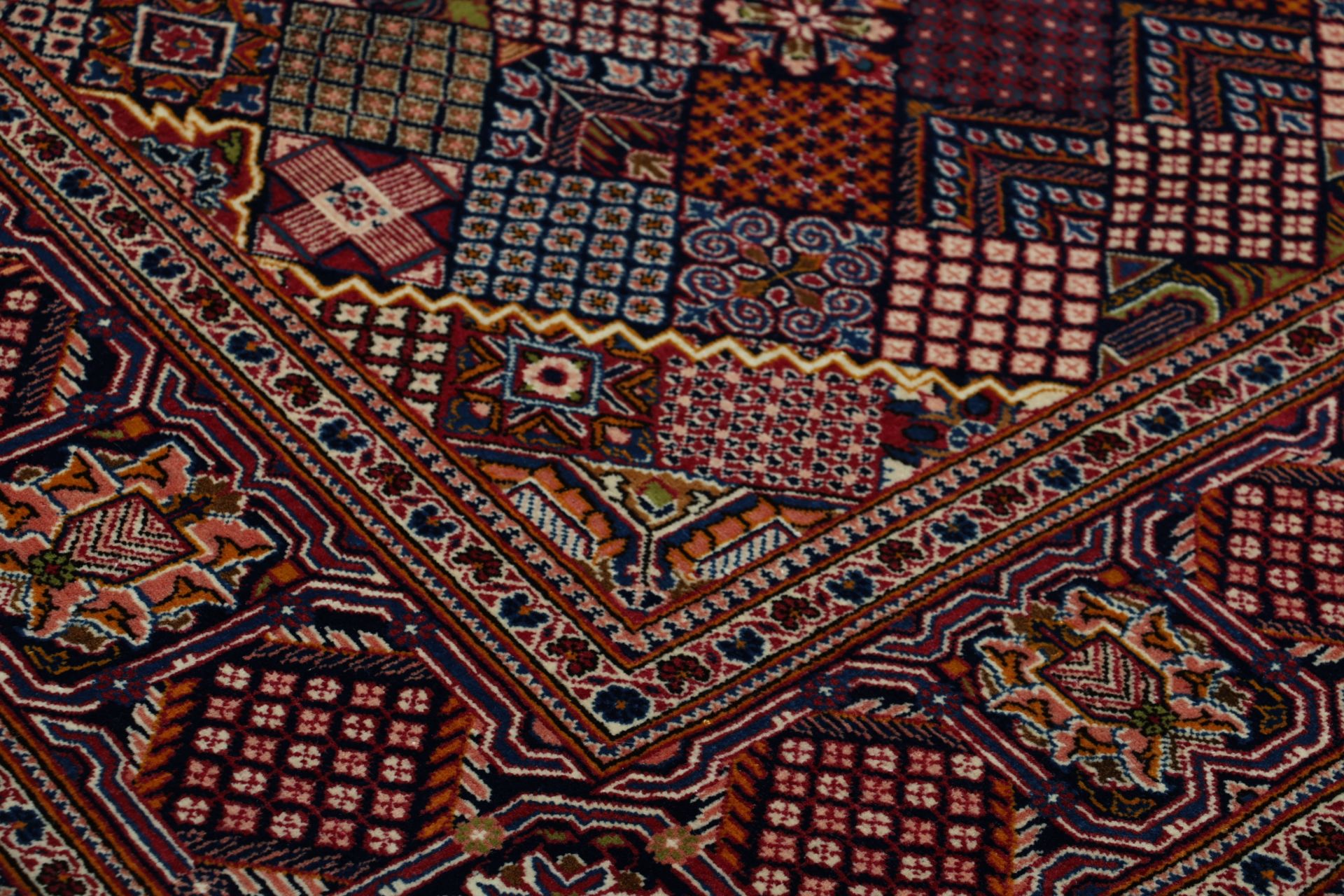 Kashan Perserteppich aus Iran, 137 × 222 cm