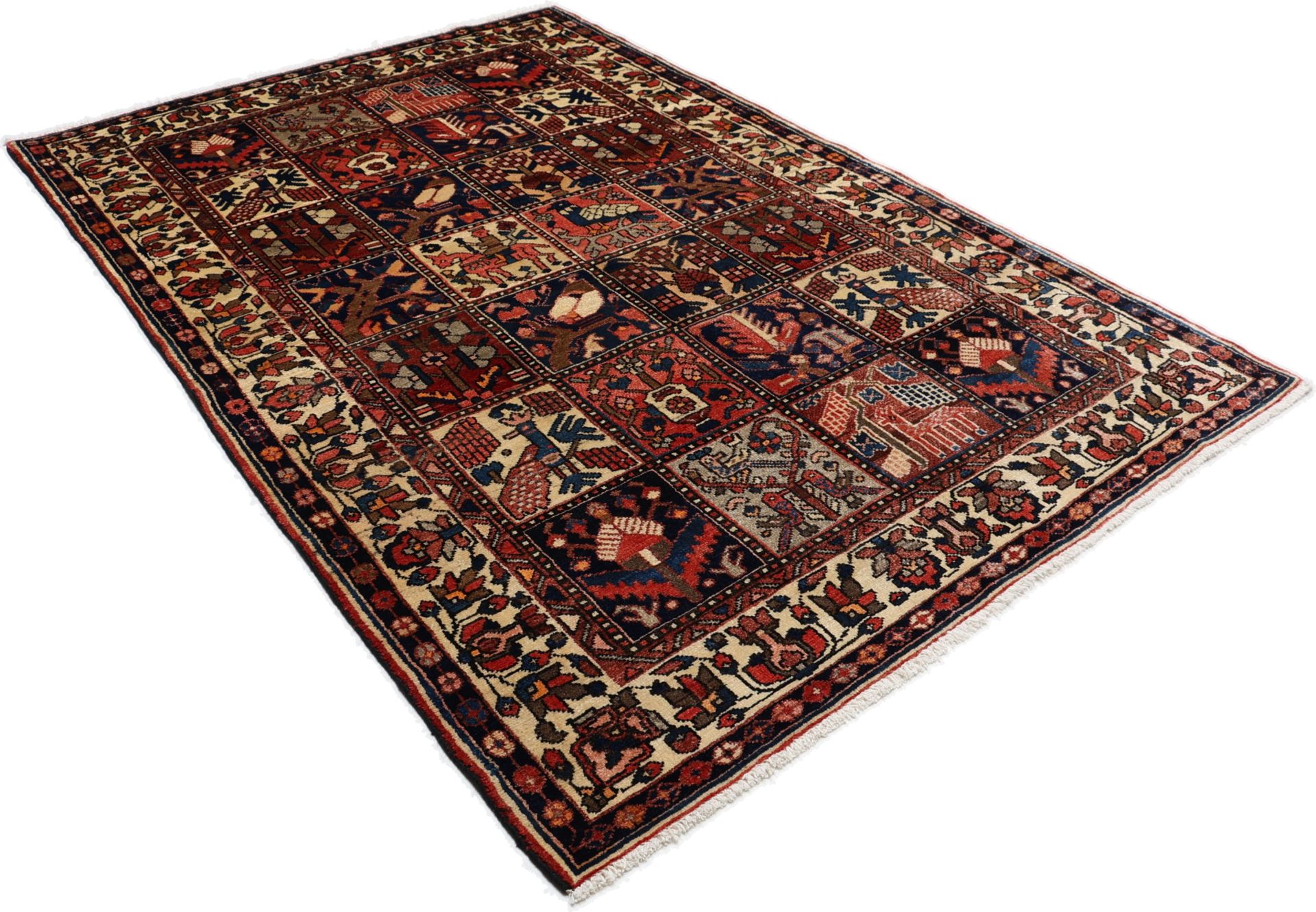 Bakhtiari Perserteppich 140 × 216 cm aus Wolle, handgeknüpft