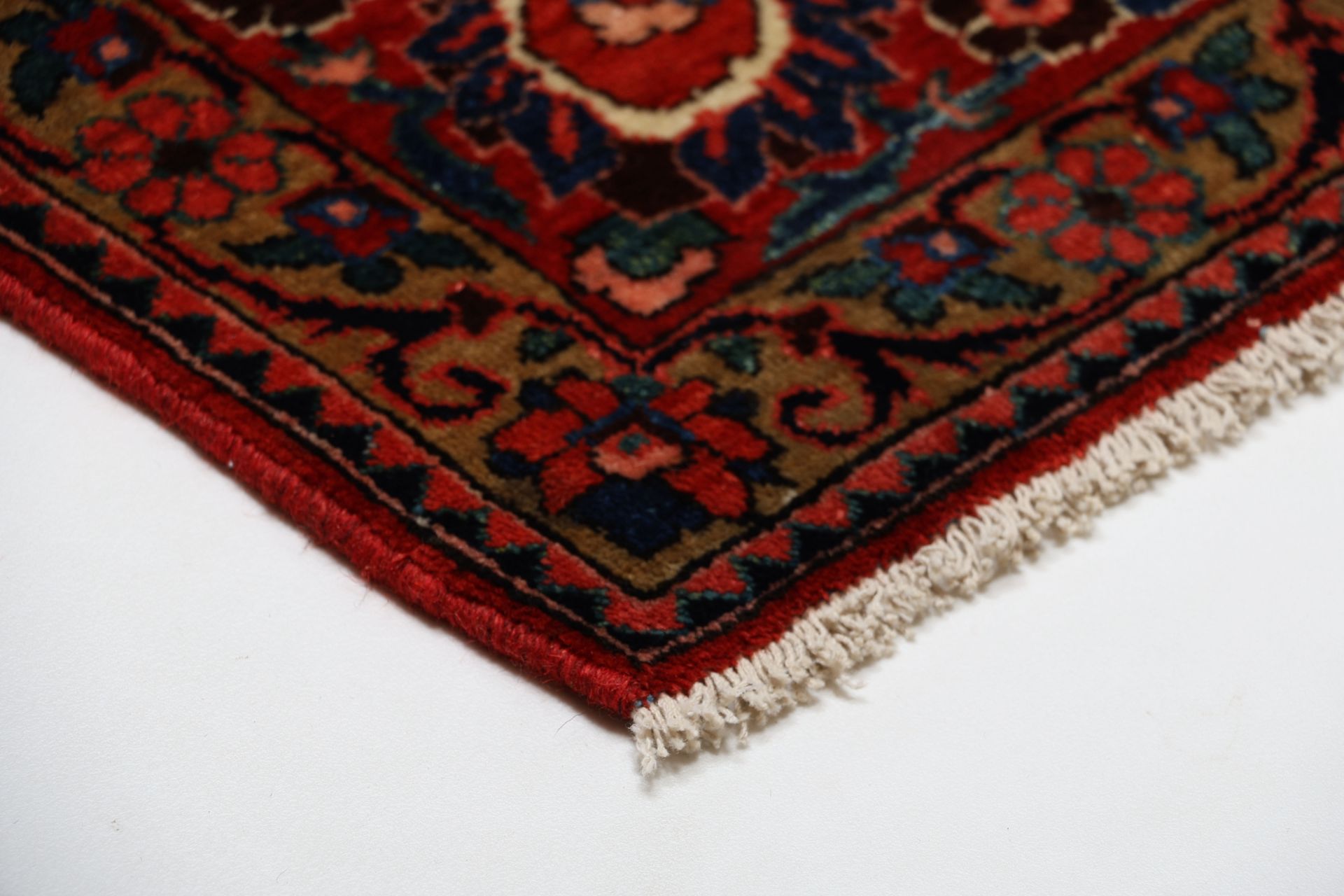 Bakhtiari Perserteppich aus Iran, 140 × 230 cm