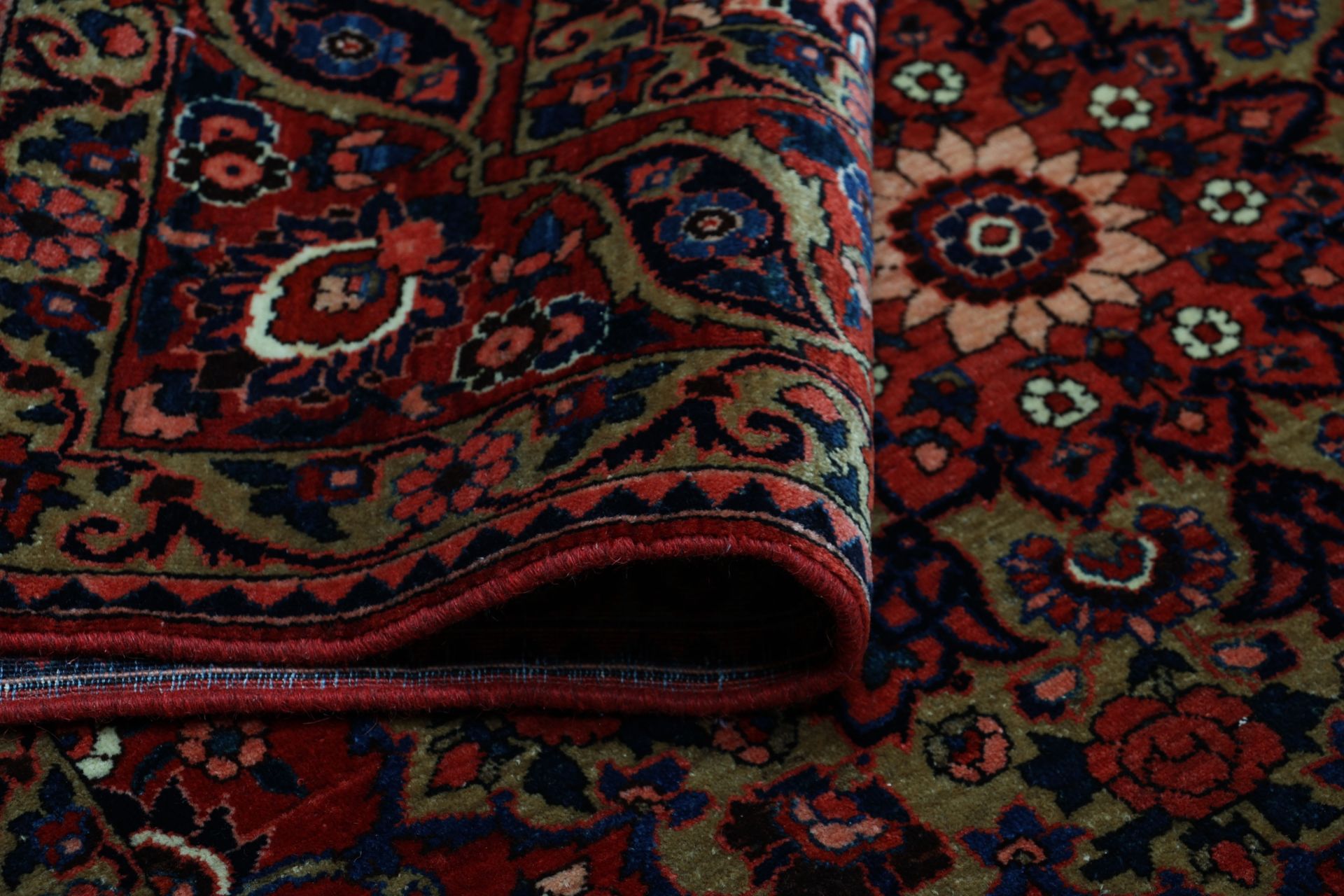Bakhtiari Perserteppich aus Iran, 140 × 230 cm