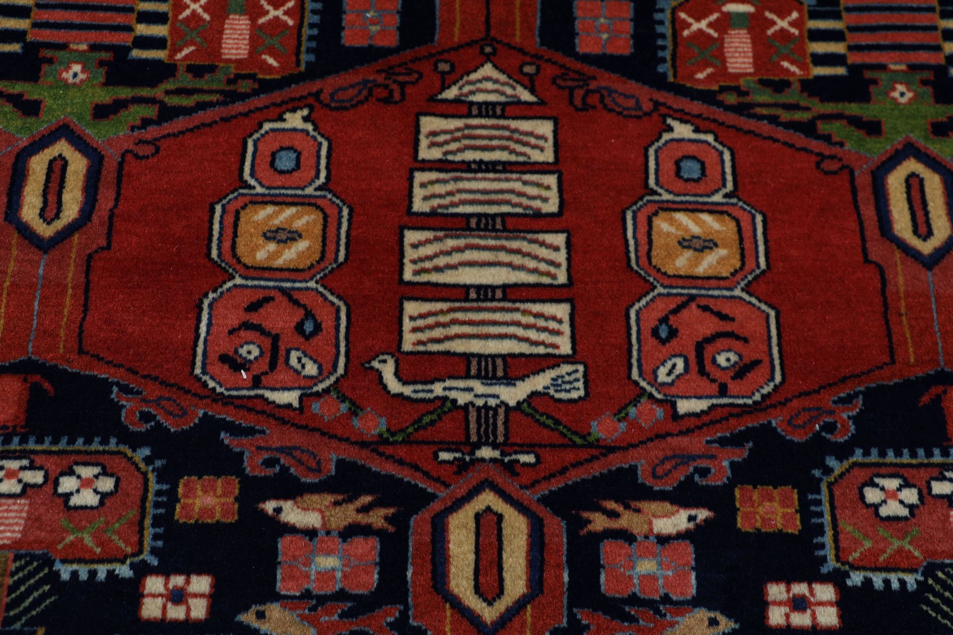 Perserteppich aus Iran, 150 × 185 cm