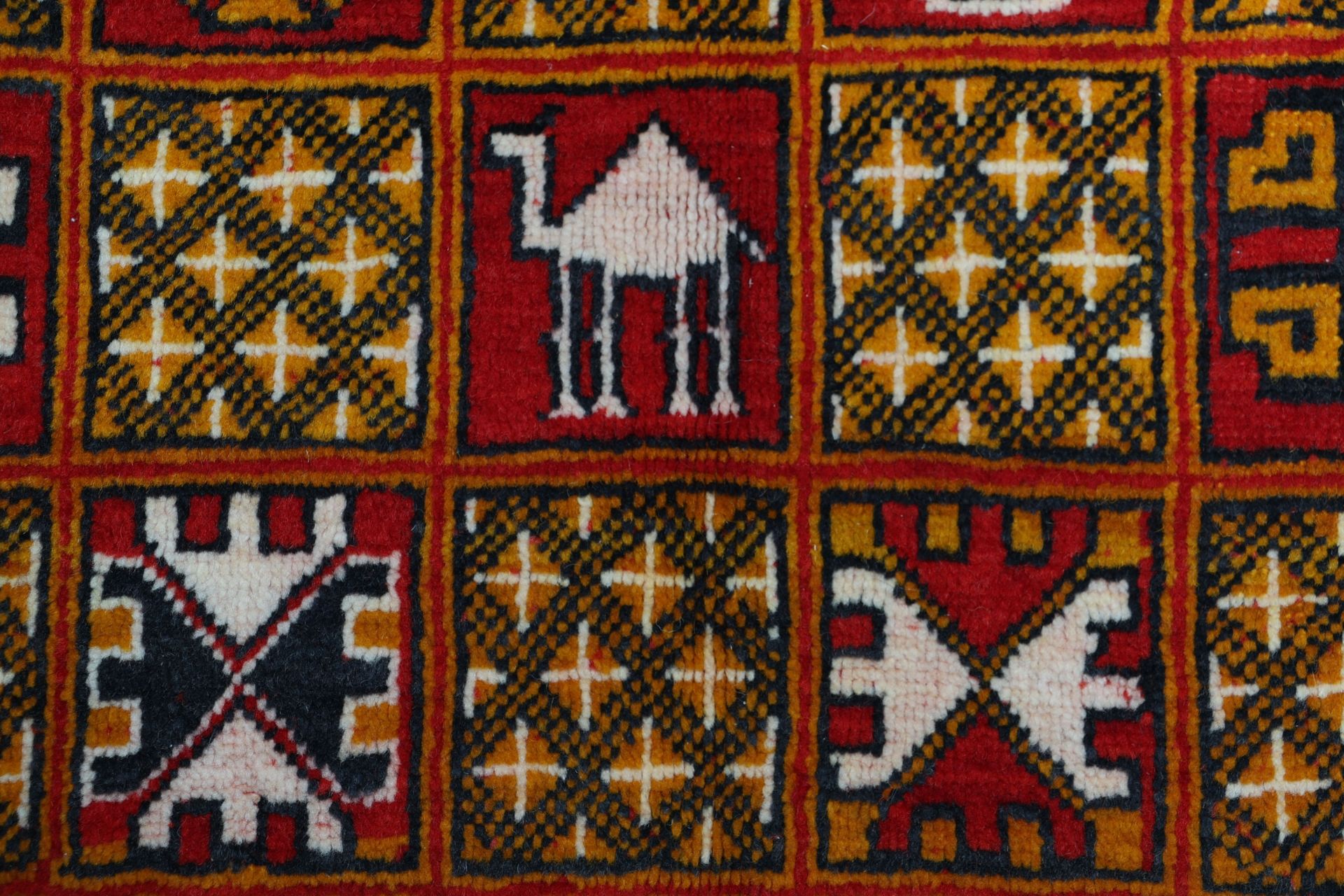 Orientteppich 151 × 192 cm aus Wolle, handgeknüpft