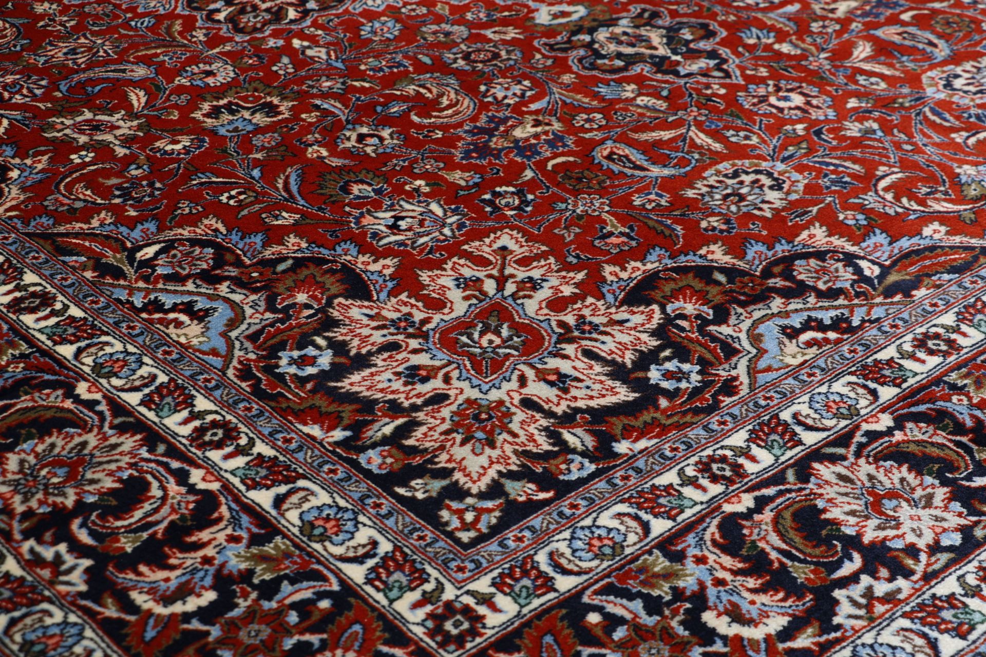 Kashan Perserteppich 256 × 352 cm aus Wolle, handgeknüpft
