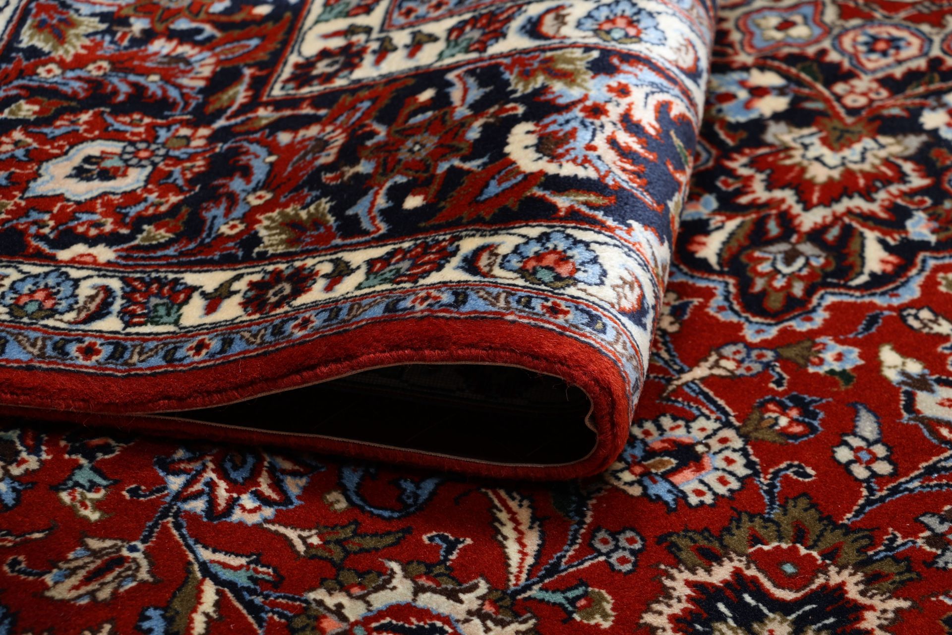 Kashan Perserteppich 256 × 352 cm aus Wolle, handgeknüpft
