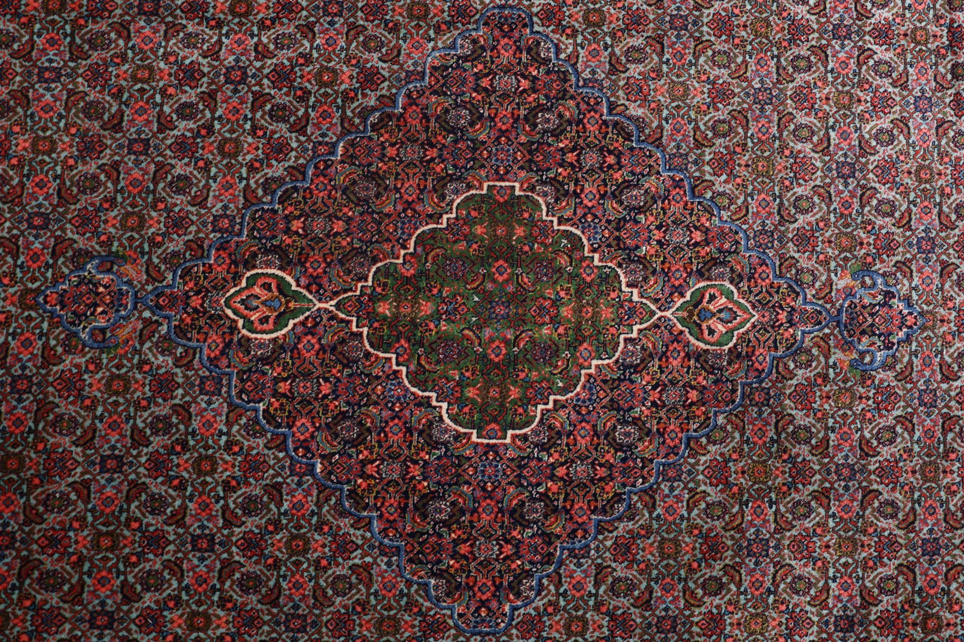 Perserteppich aus Iran, 259 × 364 cm