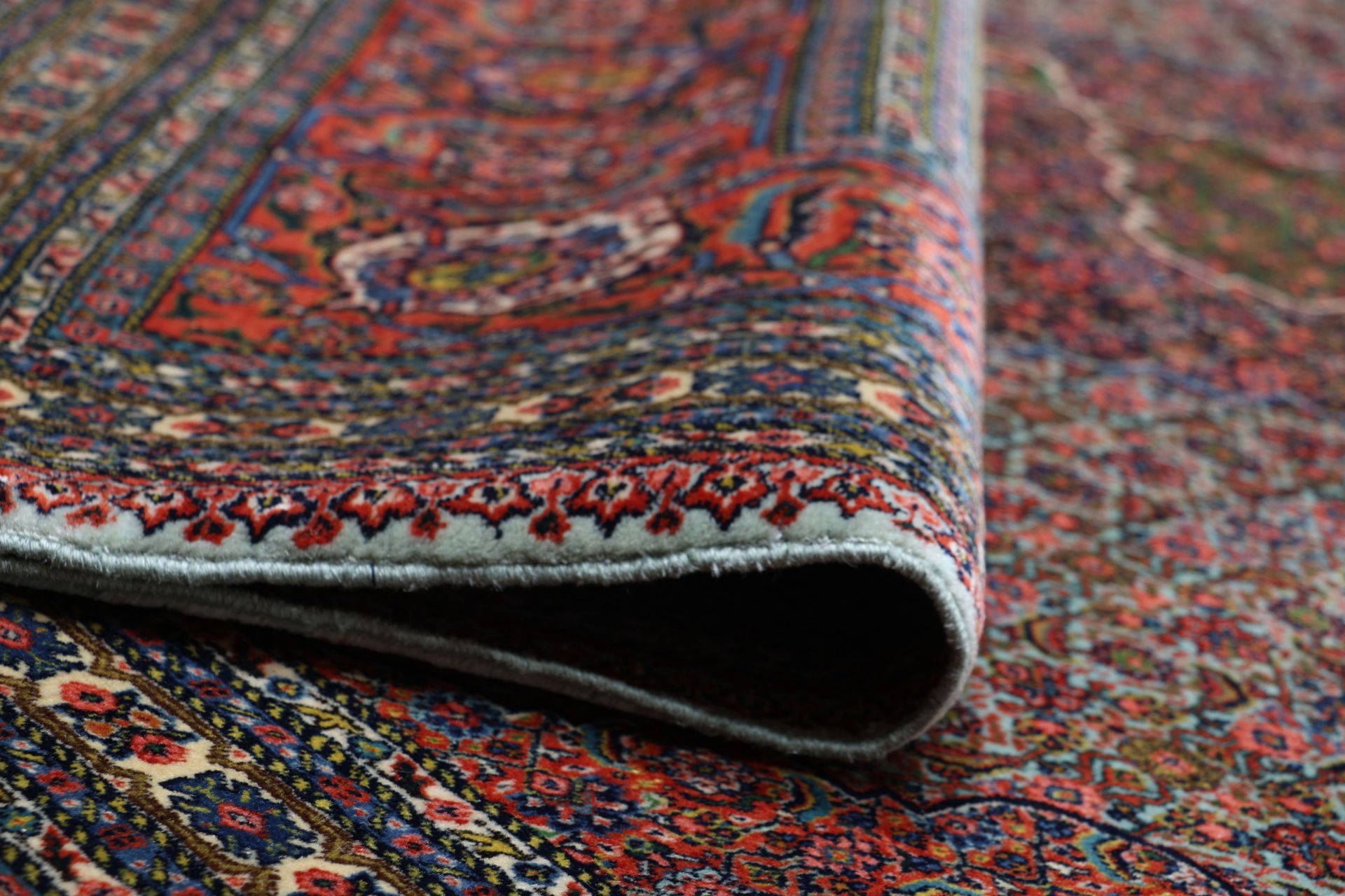 Perserteppich aus Iran, 259 × 364 cm