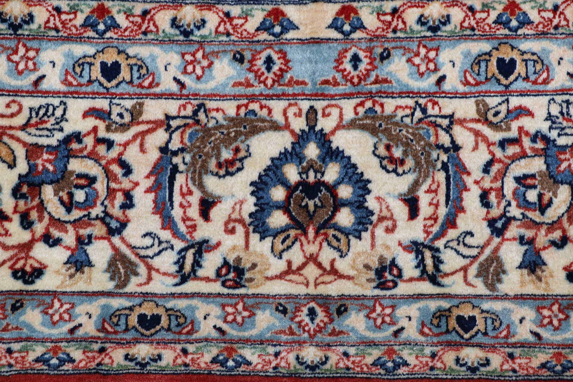 Handgeknüpfter Perserteppich 212 × 314 cm