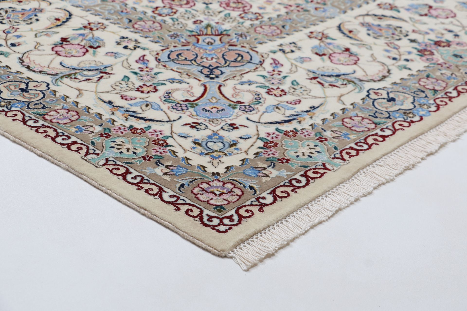 perserteppich-nain-250-x-355-cm-schurwolle-und-seide-handgeknupft-5 Nain Perserteppich 250 × 355 cm aus Wolle & Seide, handgeknüpft