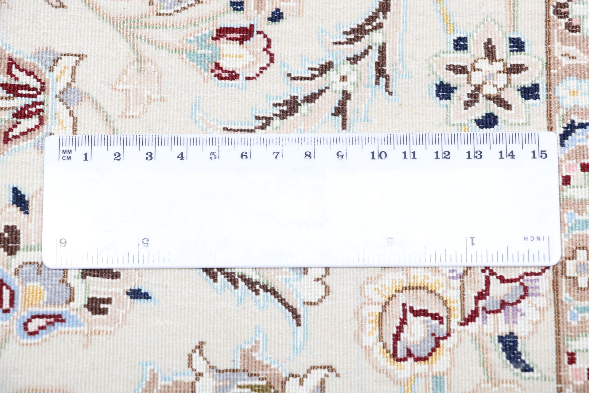 perserteppich-nain-217-x-307-cm-schurwolle-seide-handgeknupft-14 Nain Perserteppich 217 × 307 cm aus Wolle & Seide, handgeknüpft