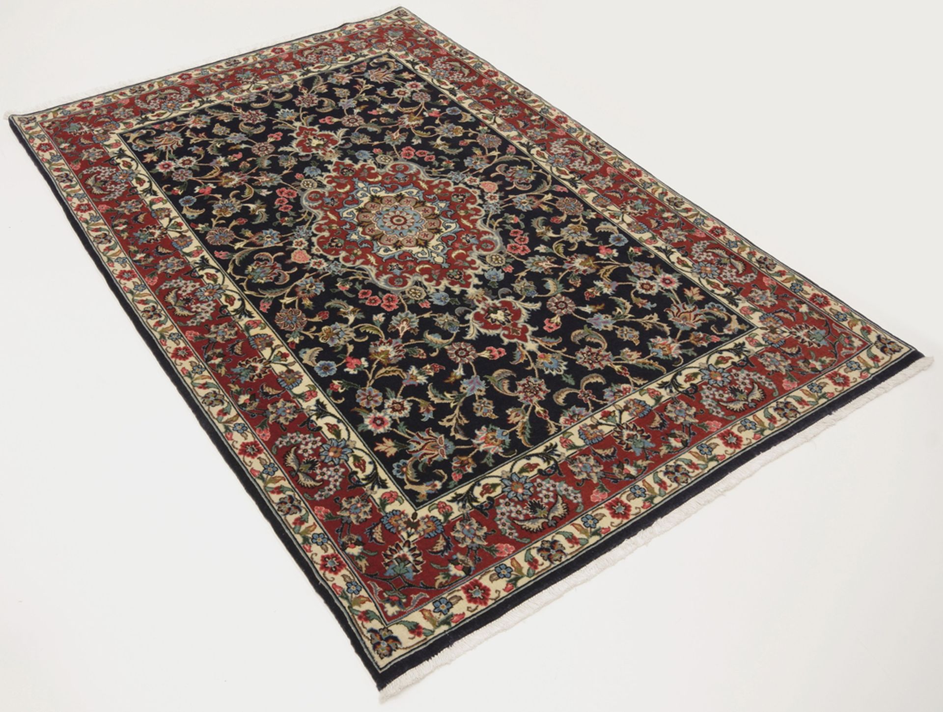 Handgeknüpfter Isfahan Perserteppich, 110 × 160 cm, Wolle