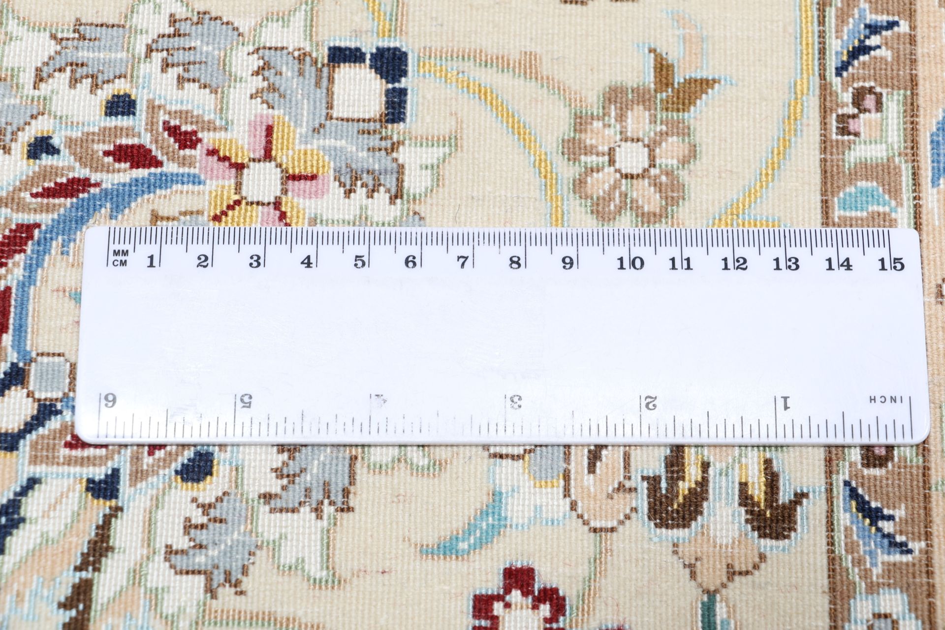 Nain Perserteppich 257 × 350 cm aus Wolle & Seide, handgeknüpft