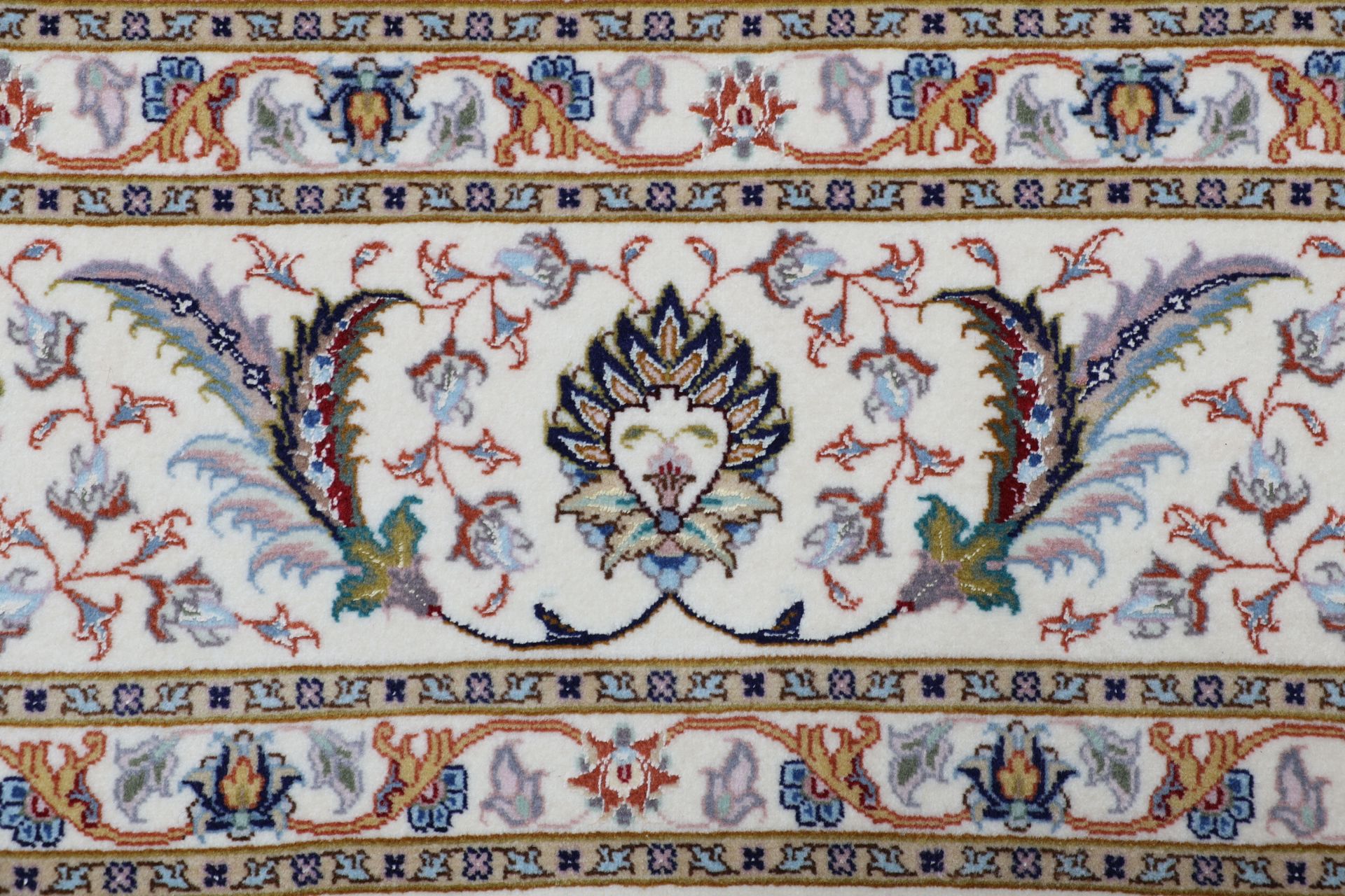 perserteppich-tabriz-203-x-310-cm-schurwolle-seide-handgeknupft-11 Handgeknüpfter Täbriz Perserteppich 203 × 310 cm