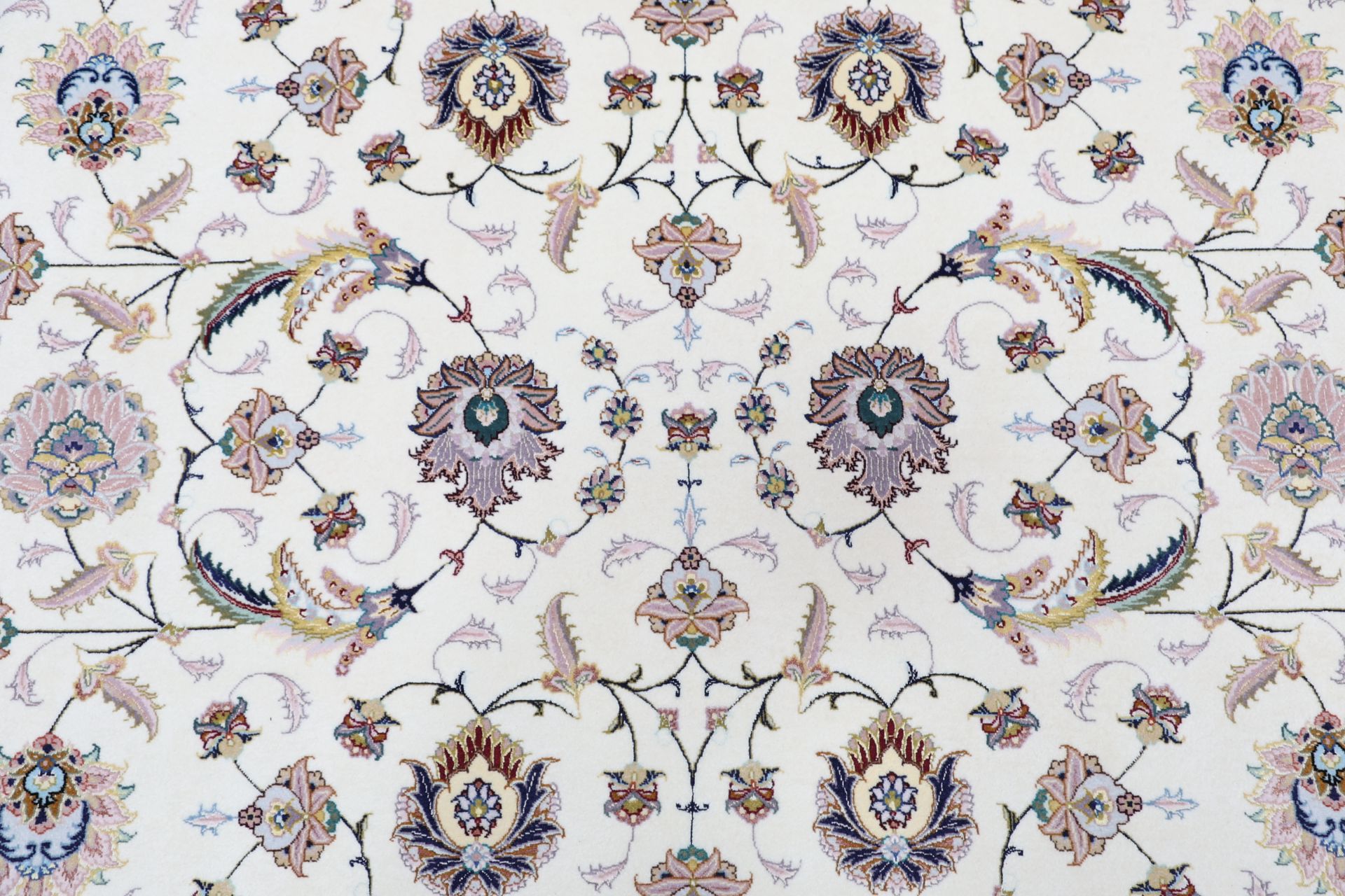 perserteppich-tabriz-203-x-310-cm-schurwolle-seide-handgeknupft-12 Handgeknüpfter Täbriz Perserteppich 203 × 310 cm
