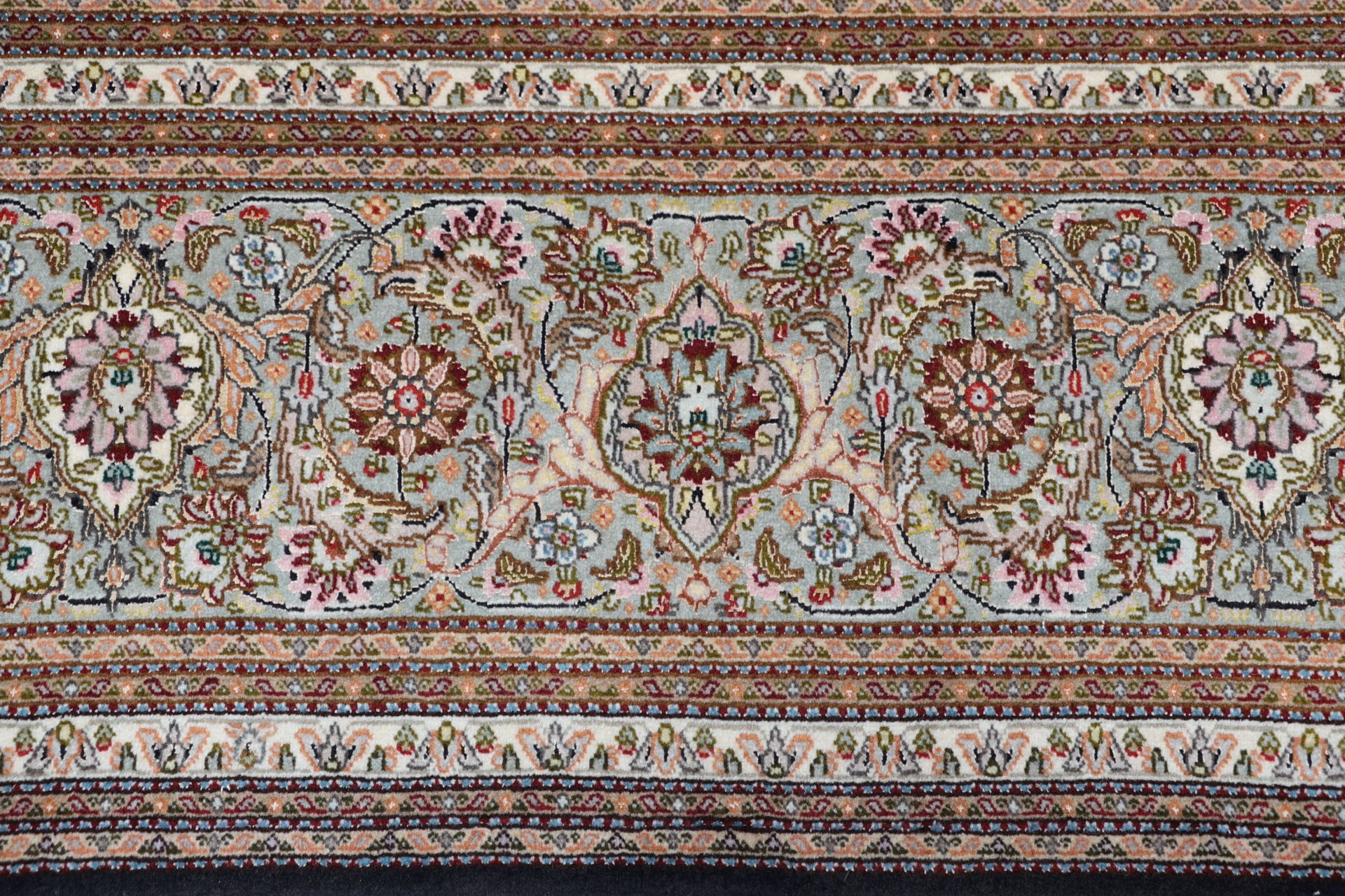 Täbriz Perserteppich aus Iran, 255 × 350 cm