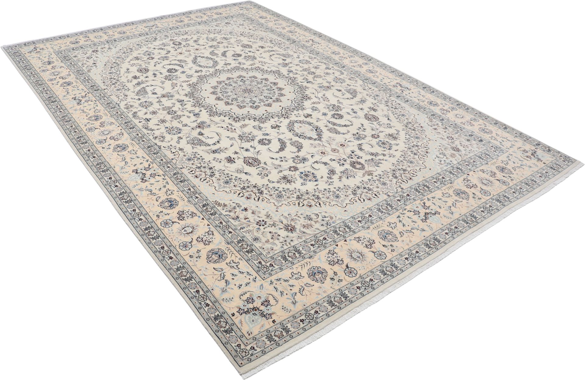 Nain Perserteppich aus Iran, 250 × 365 cm
