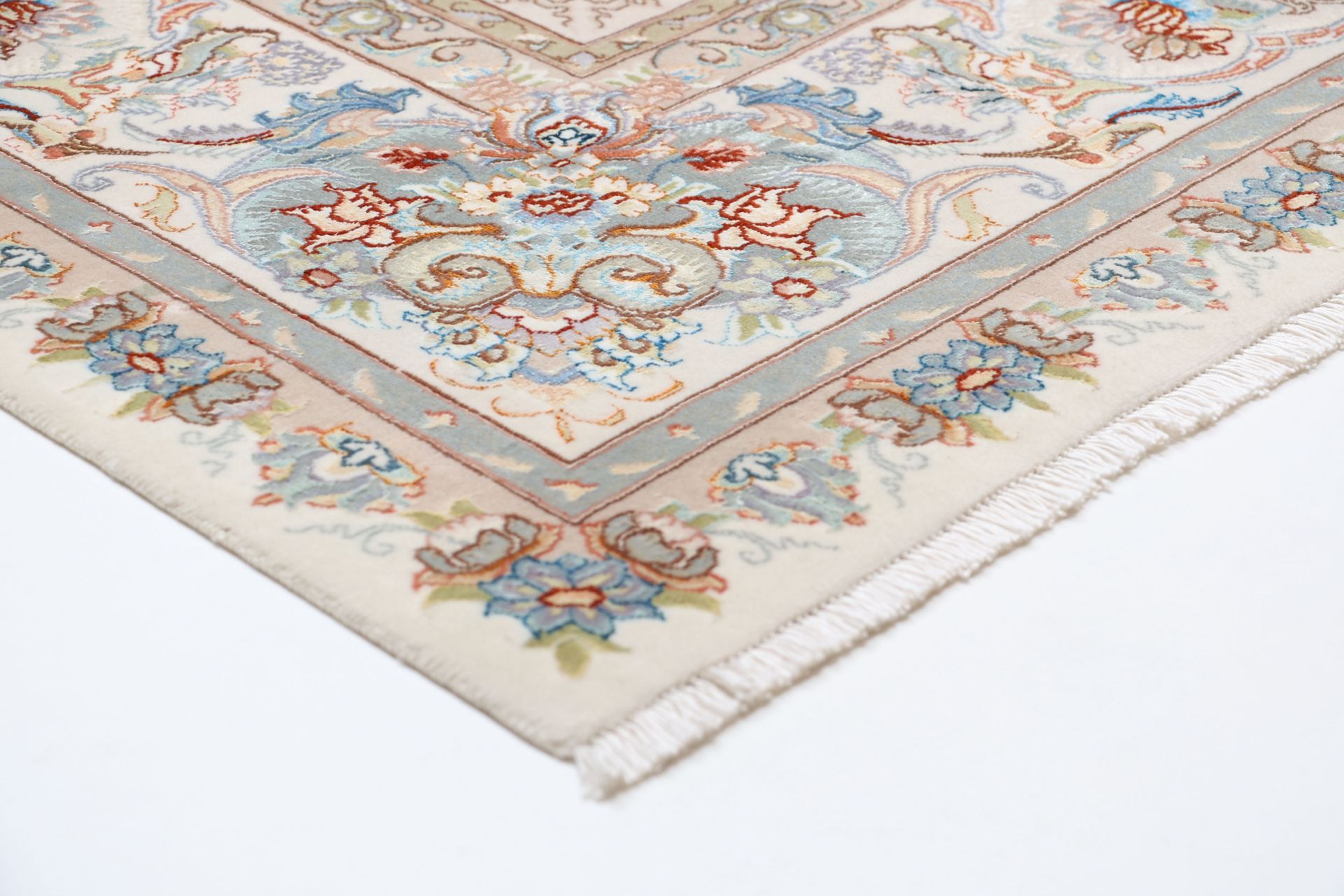 Täbriz Perserteppich 205 × 312 cm aus Wolle & Seide, handgeknüpft