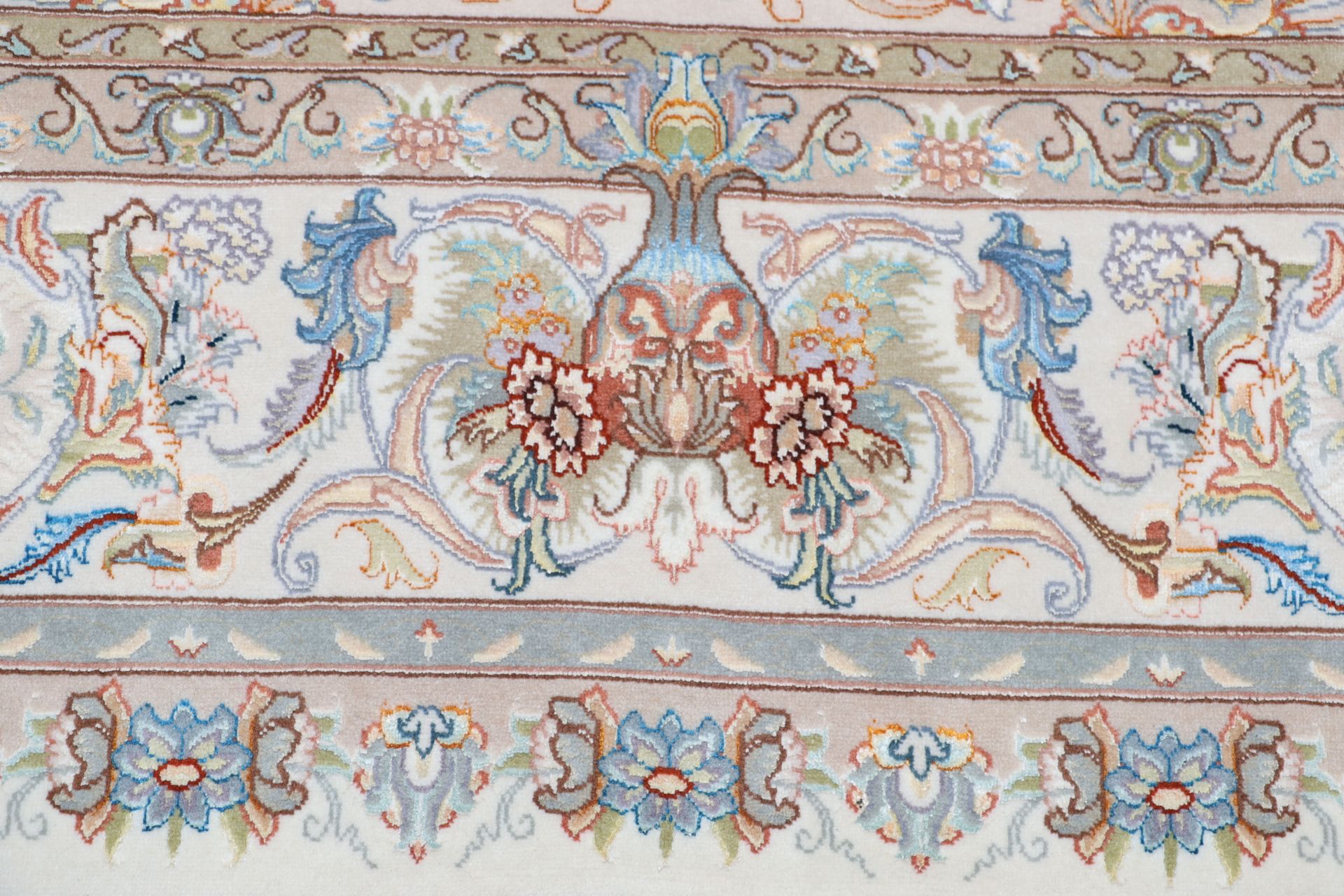 Täbriz Perserteppich 205 × 312 cm aus Wolle & Seide, handgeknüpft