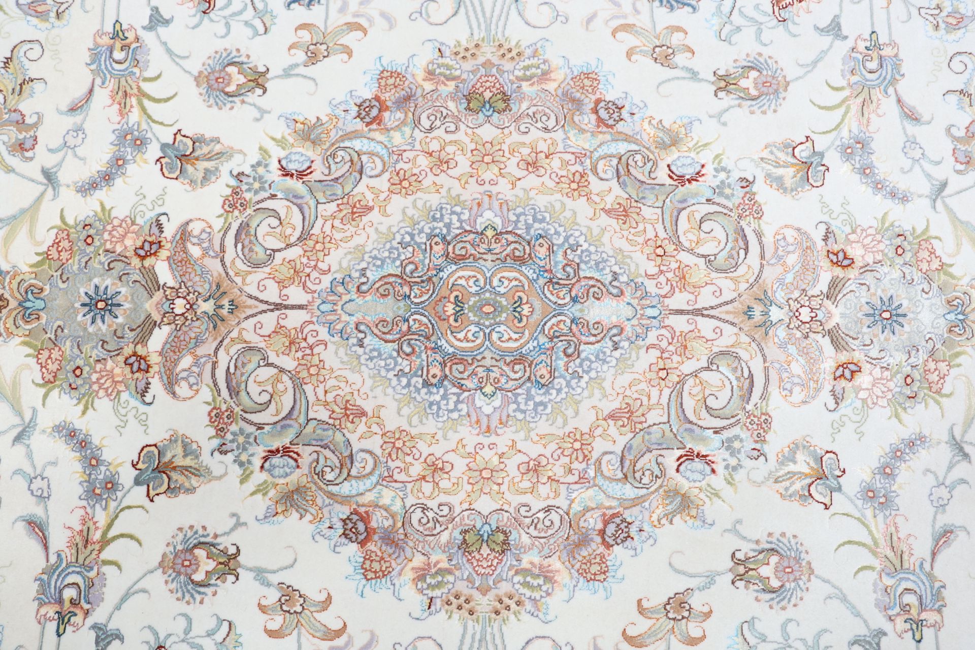 Täbriz Perserteppich 205 × 312 cm aus Wolle & Seide, handgeknüpft