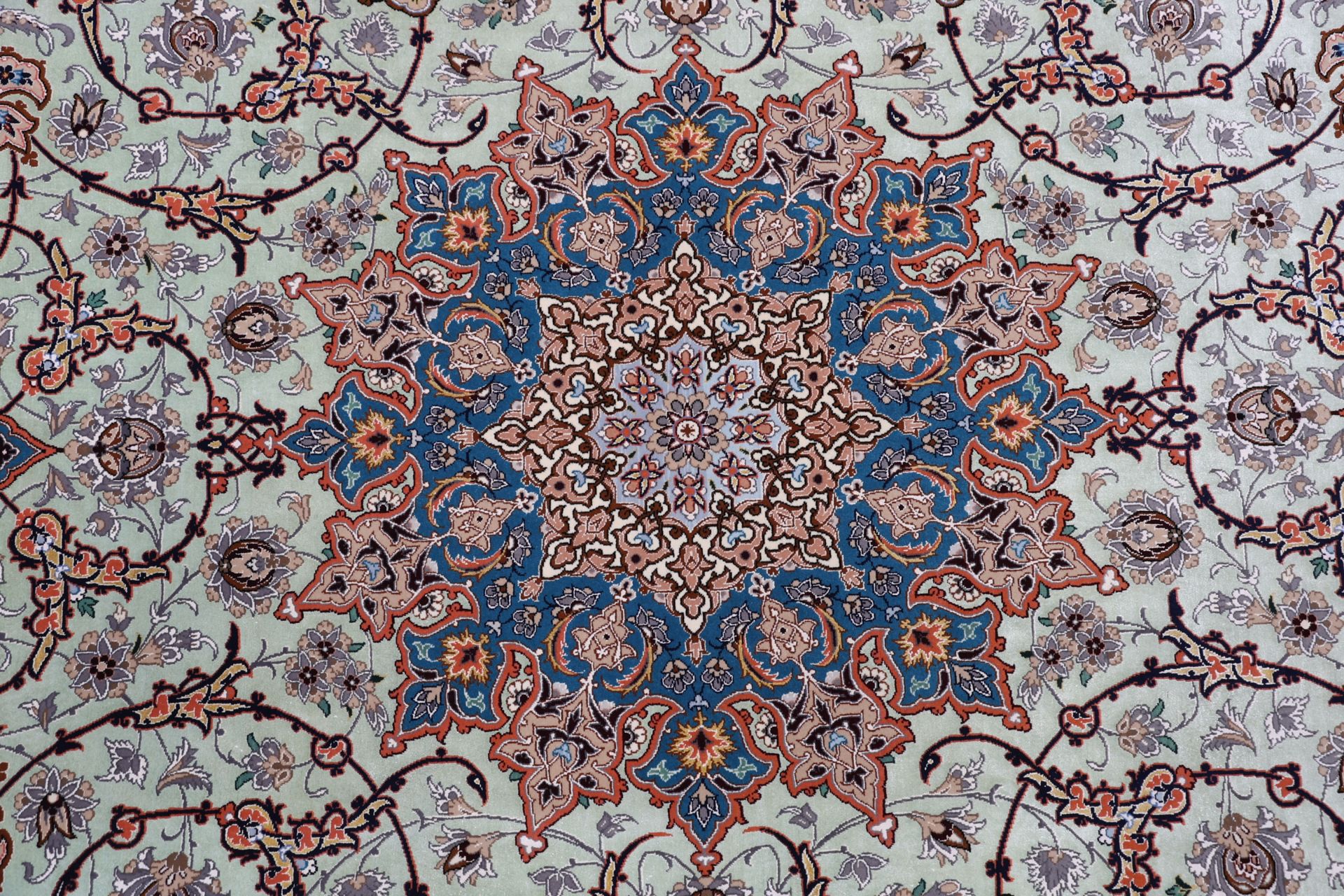 Handgeknüpfter Isfahan Perserteppich 207 × 325 cm