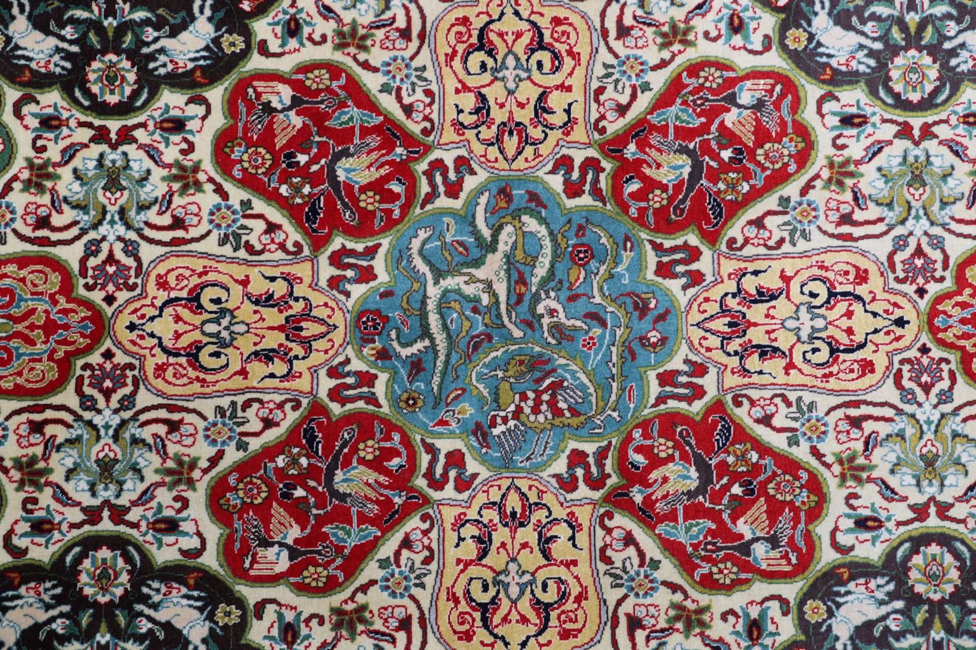Täbriz Perserteppich aus Iran, 200 × 292 cm