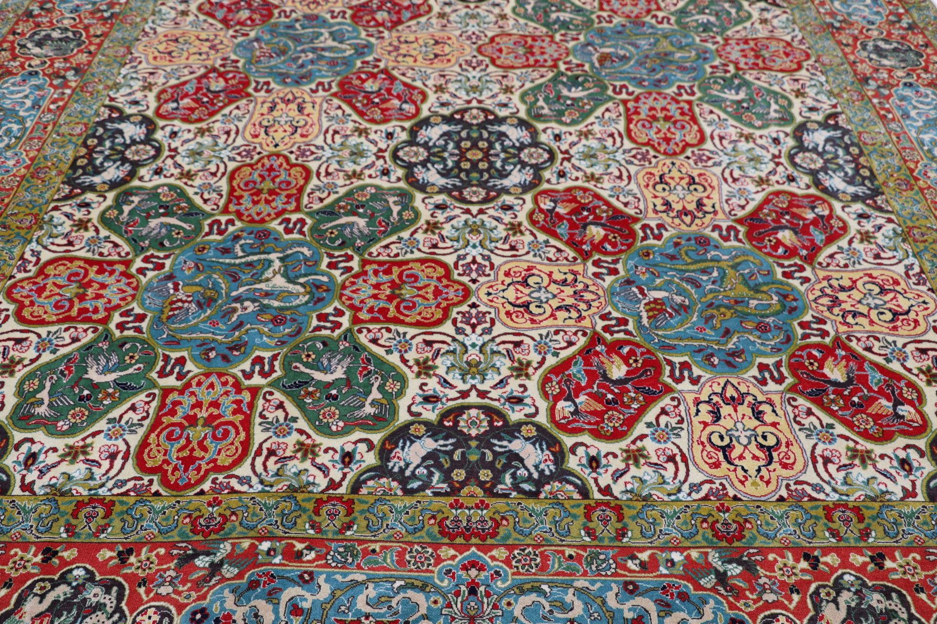 Täbriz Perserteppich aus Iran, 200 × 292 cm