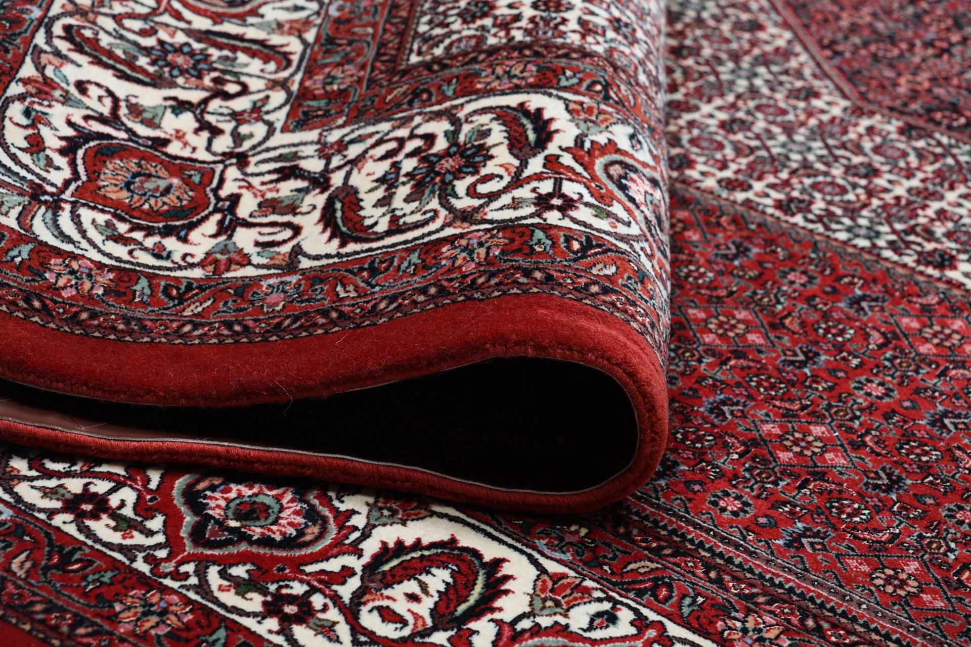 Bijar Perserteppich 255 × 355 cm aus Wolle & Seide, handgeknüpft
