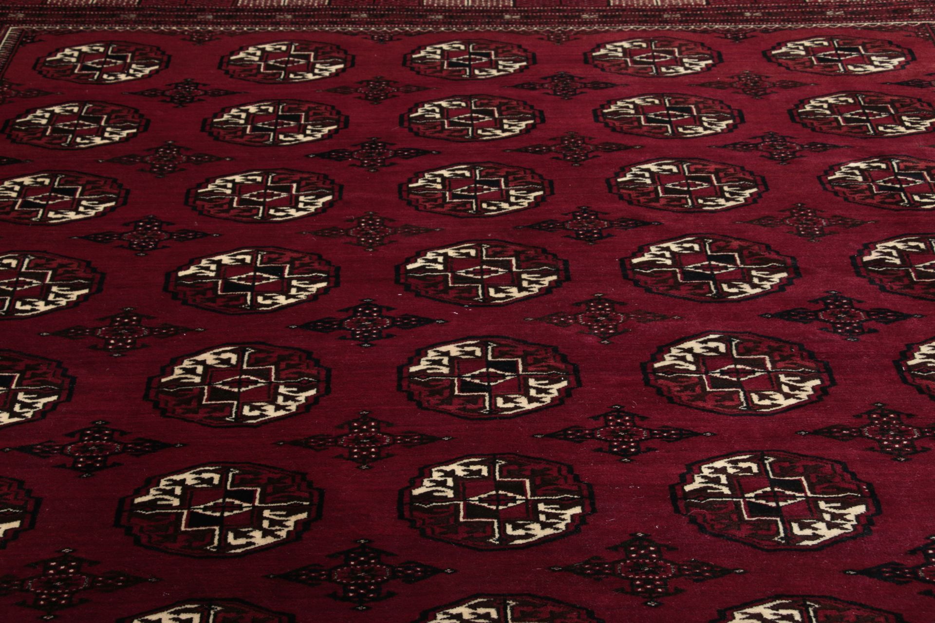 Handgeknüpfter Turkmen Perserteppich, 258 × 428 cm, Wolle