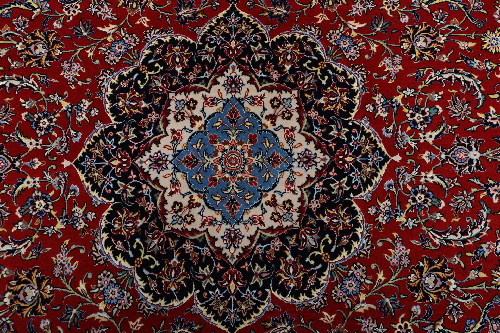 Handgeknüpfter Isfahan Perserteppich, 195 × 253 cm, Wolle & Seide
