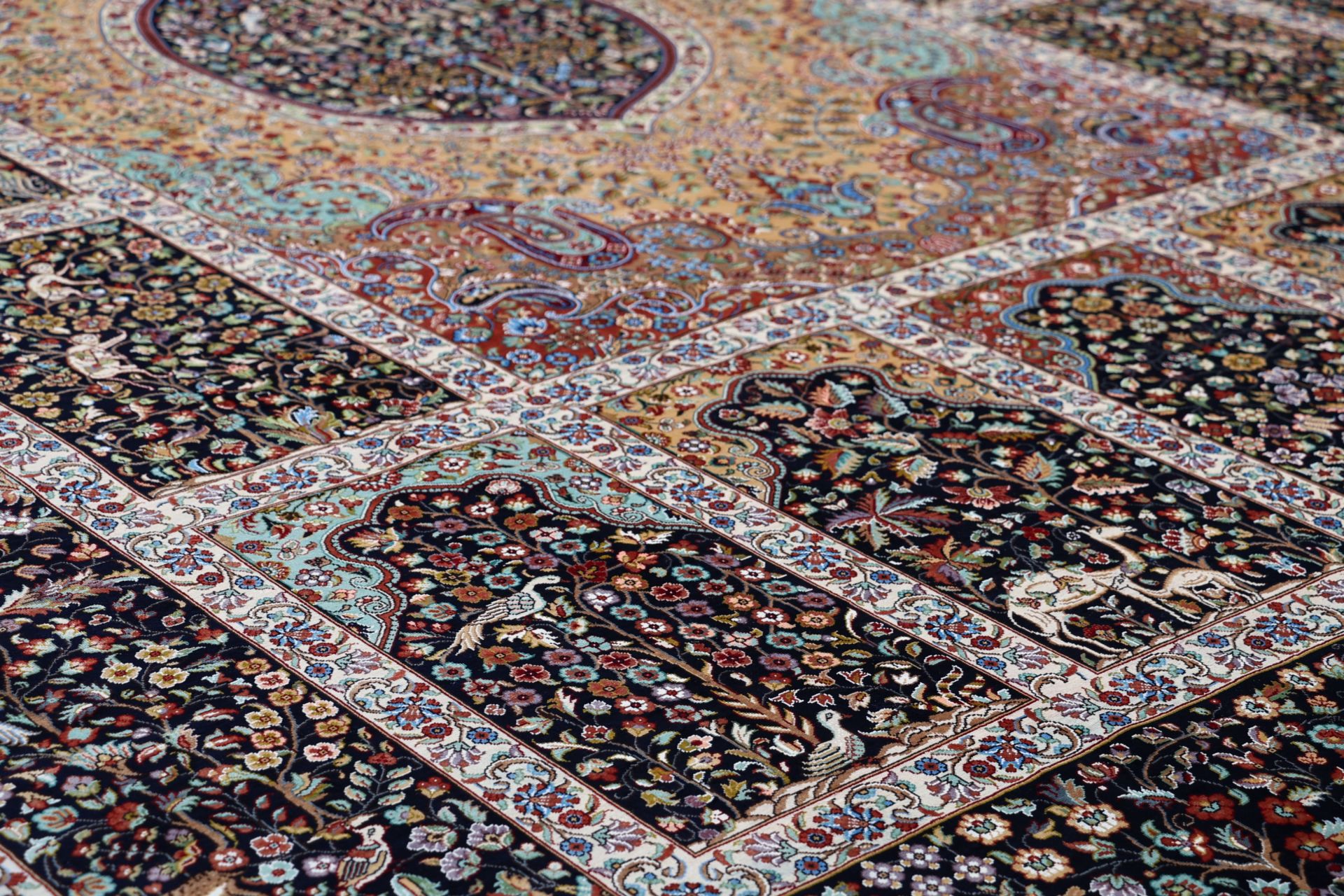 Handgeknüpfter Ghom Perserteppich 209 × 308 cm