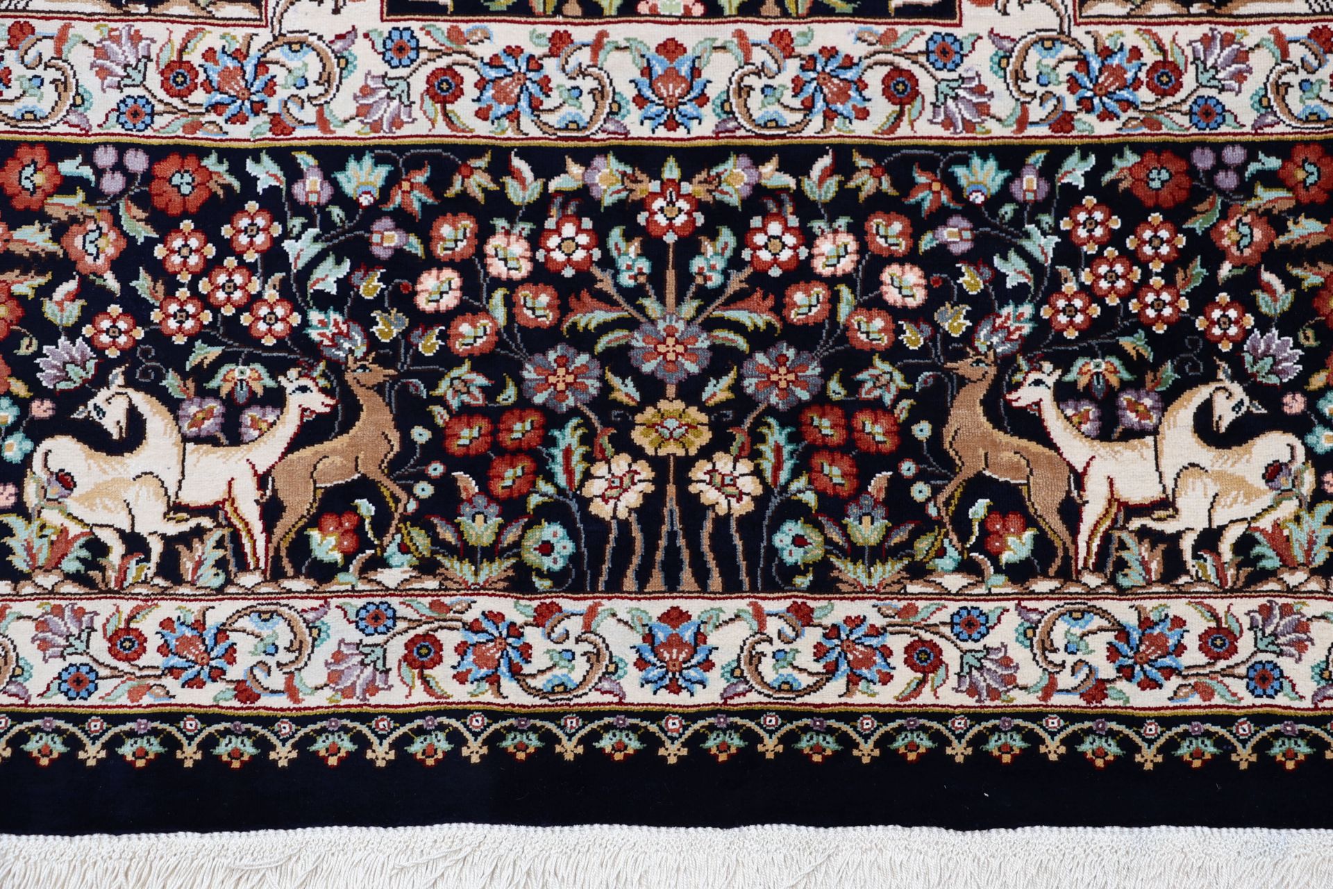 Handgeknüpfter Ghom Perserteppich 209 × 308 cm