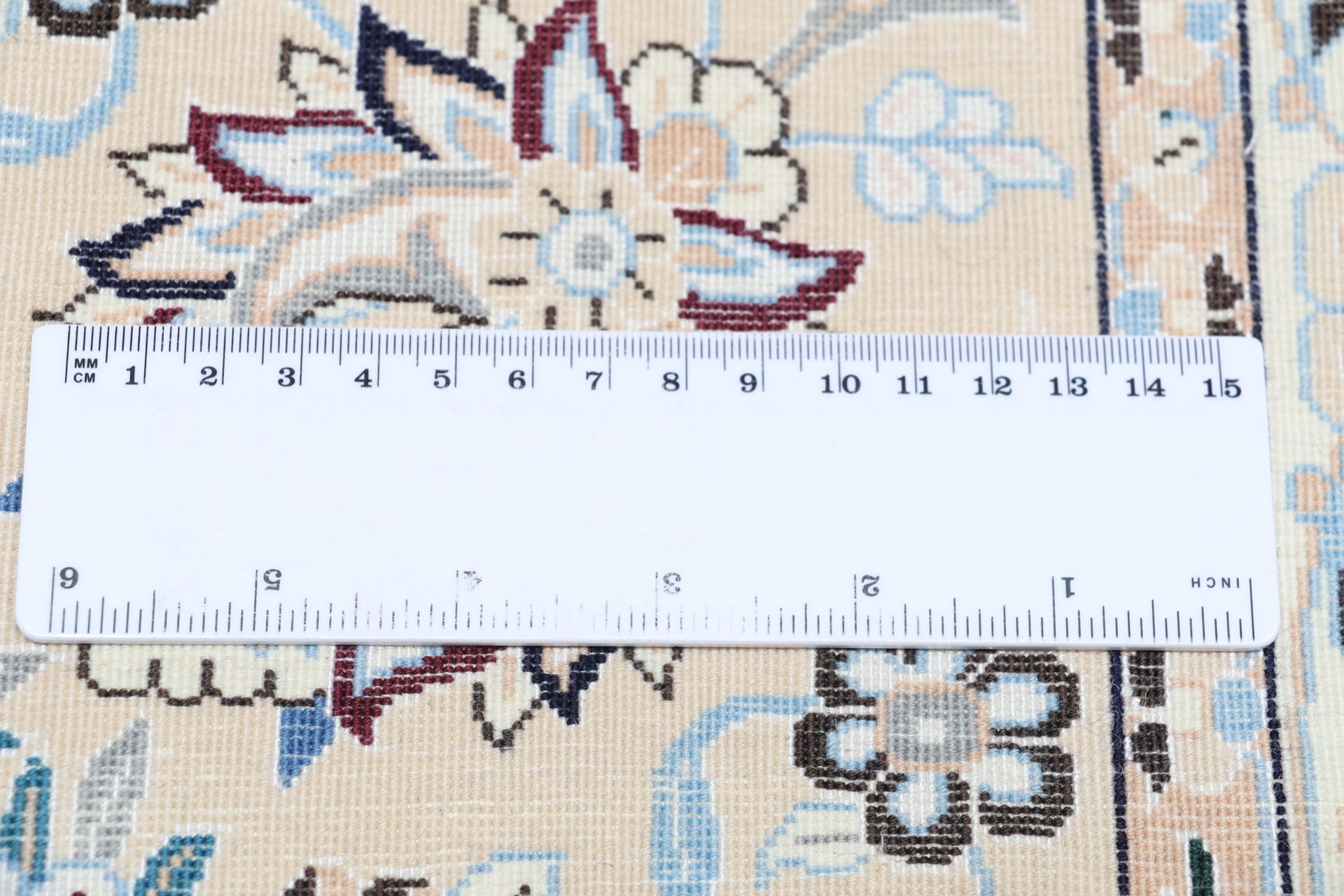 perserteppich-nain-257-x-370-cm-schurwolle-und-seide-handgeknupft-10 Nain Perserteppich 257 × 370 cm aus Wolle & Seide, handgeknüpft