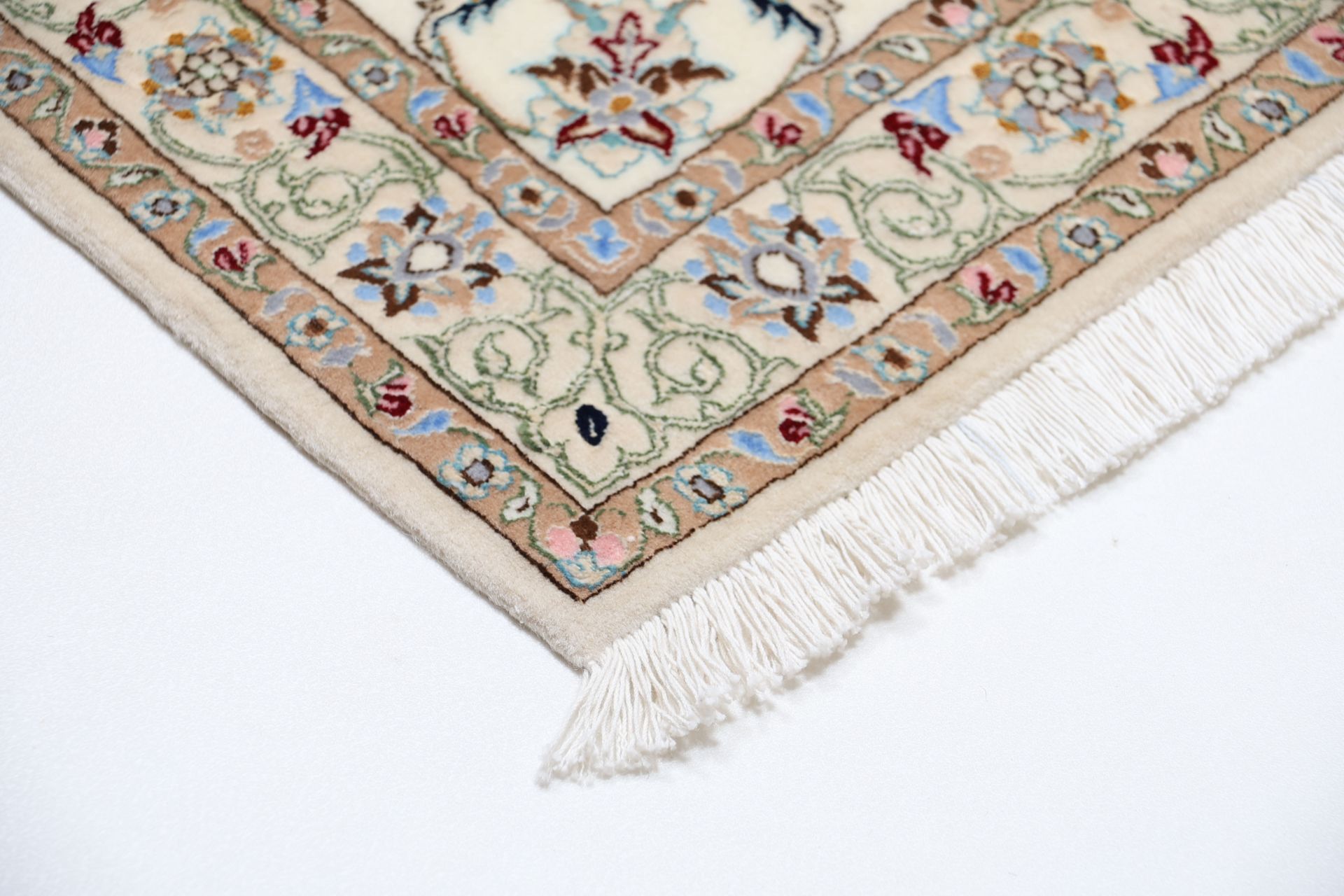 Nain Perserteppich aus Iran, 207 × 257 cm