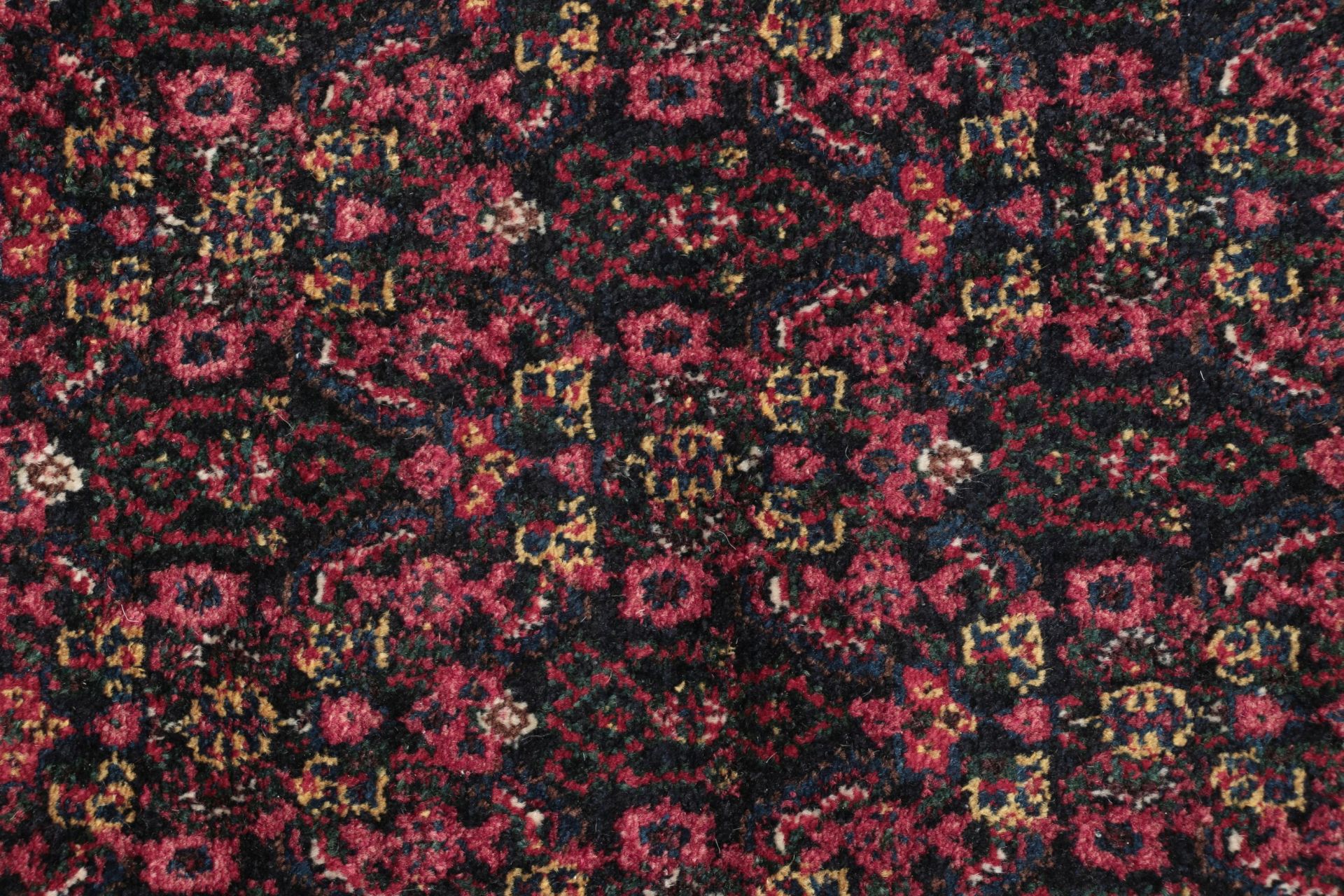 Perserteppich aus Iran, 110 × 613 cm
