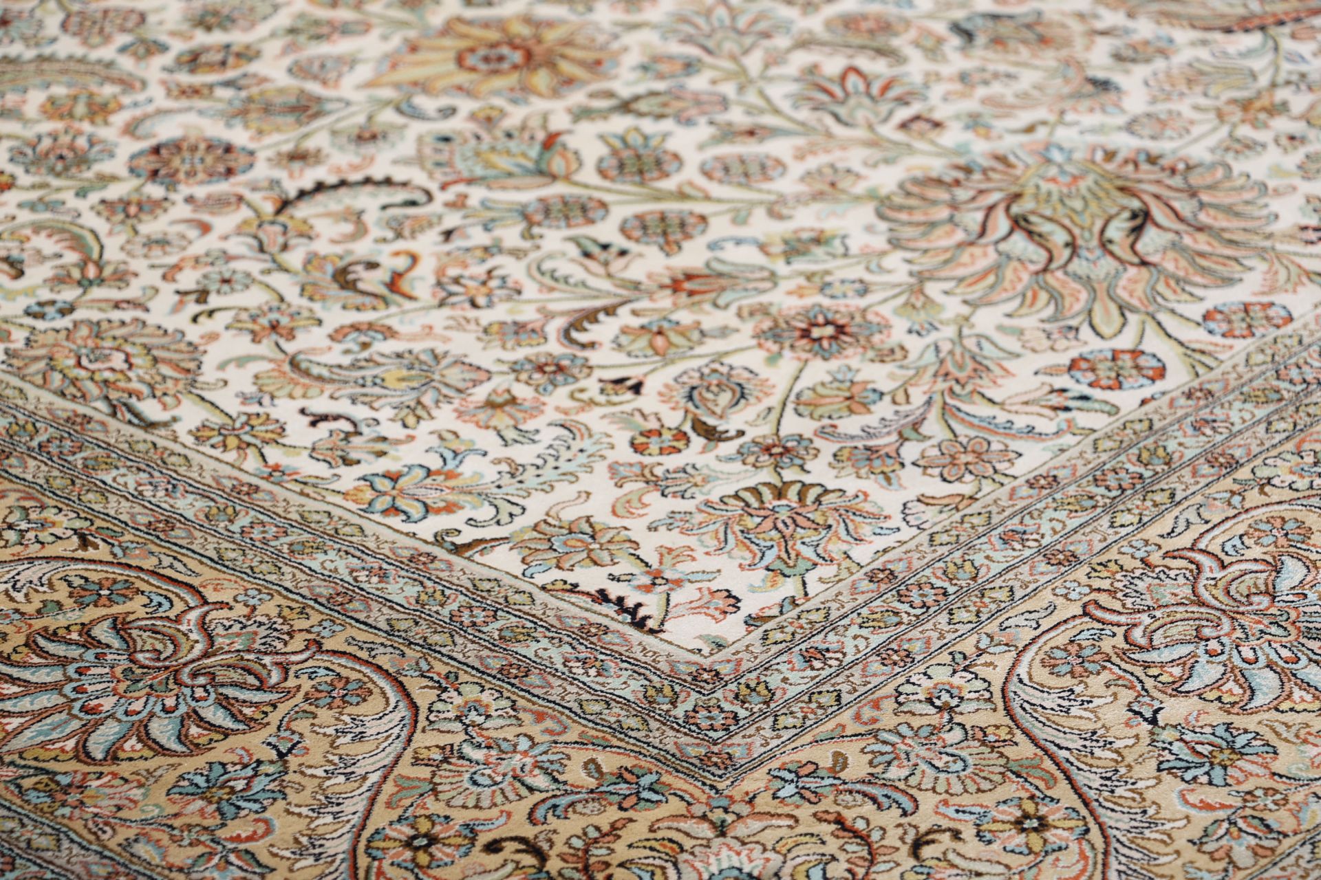 Kashmir Orientteppich aus Indien, 216 × 315 cm