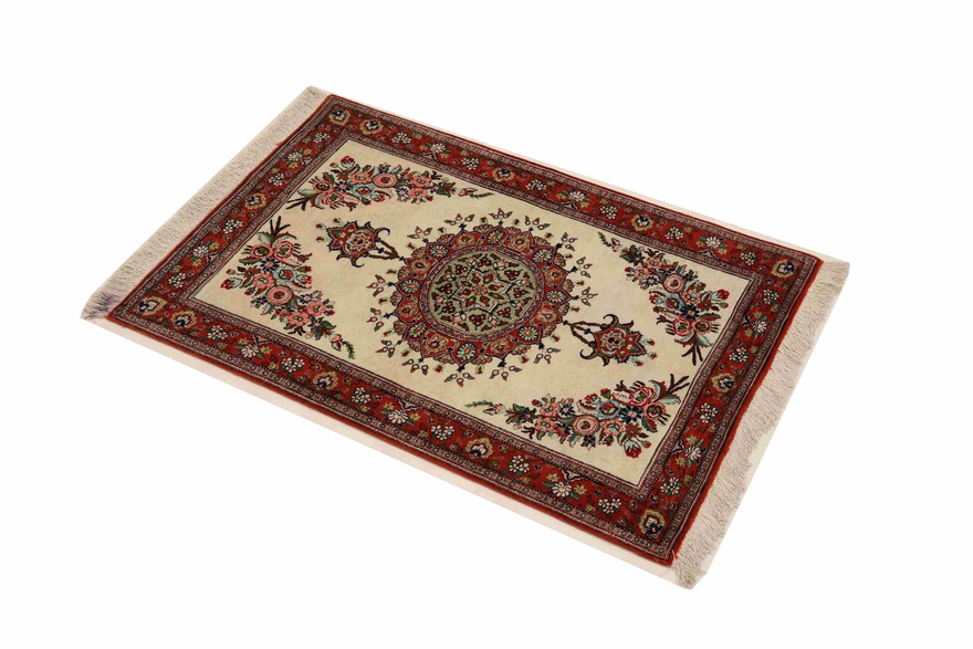 perserteppich-120-x-79-cm-seide-handgeknupft-rot-orange-1 Handgeknüpfter Ghom Perserteppich, 120 × 79 cm, Seide