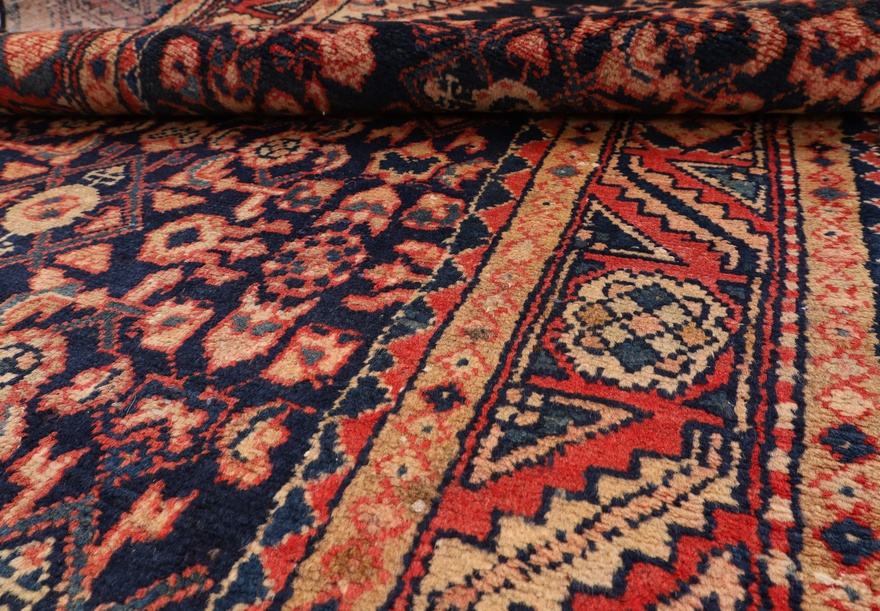 Hamadan Perserteppich aus Iran, 407 × 106 cm