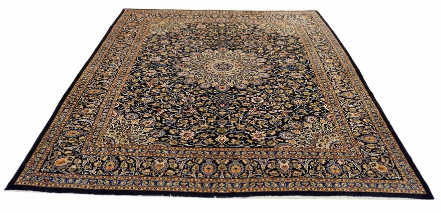 Kashmar Perserteppich aus Iran, 365 × 300 cm